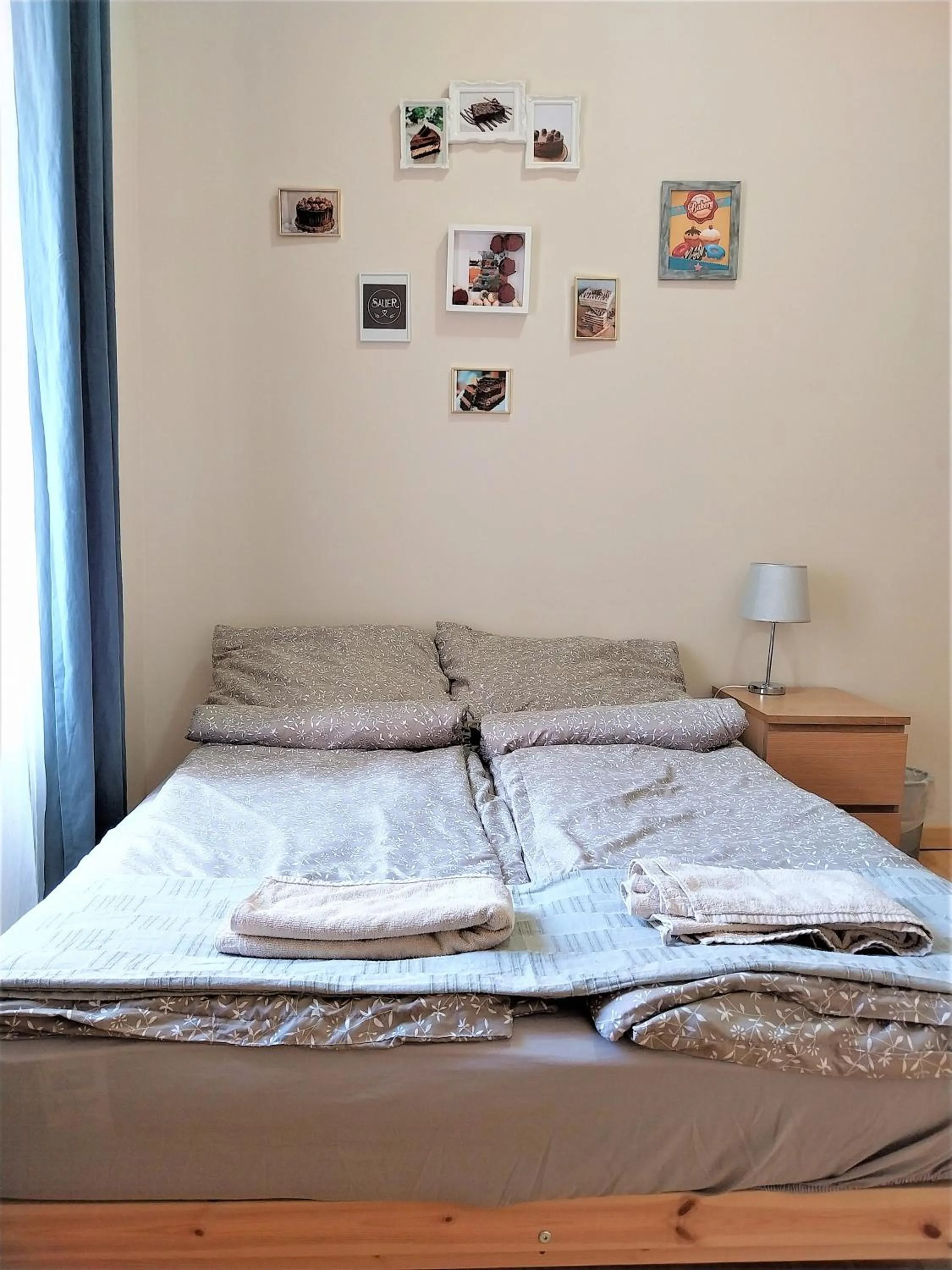 Bedroom, Bed in Aurora Apartments