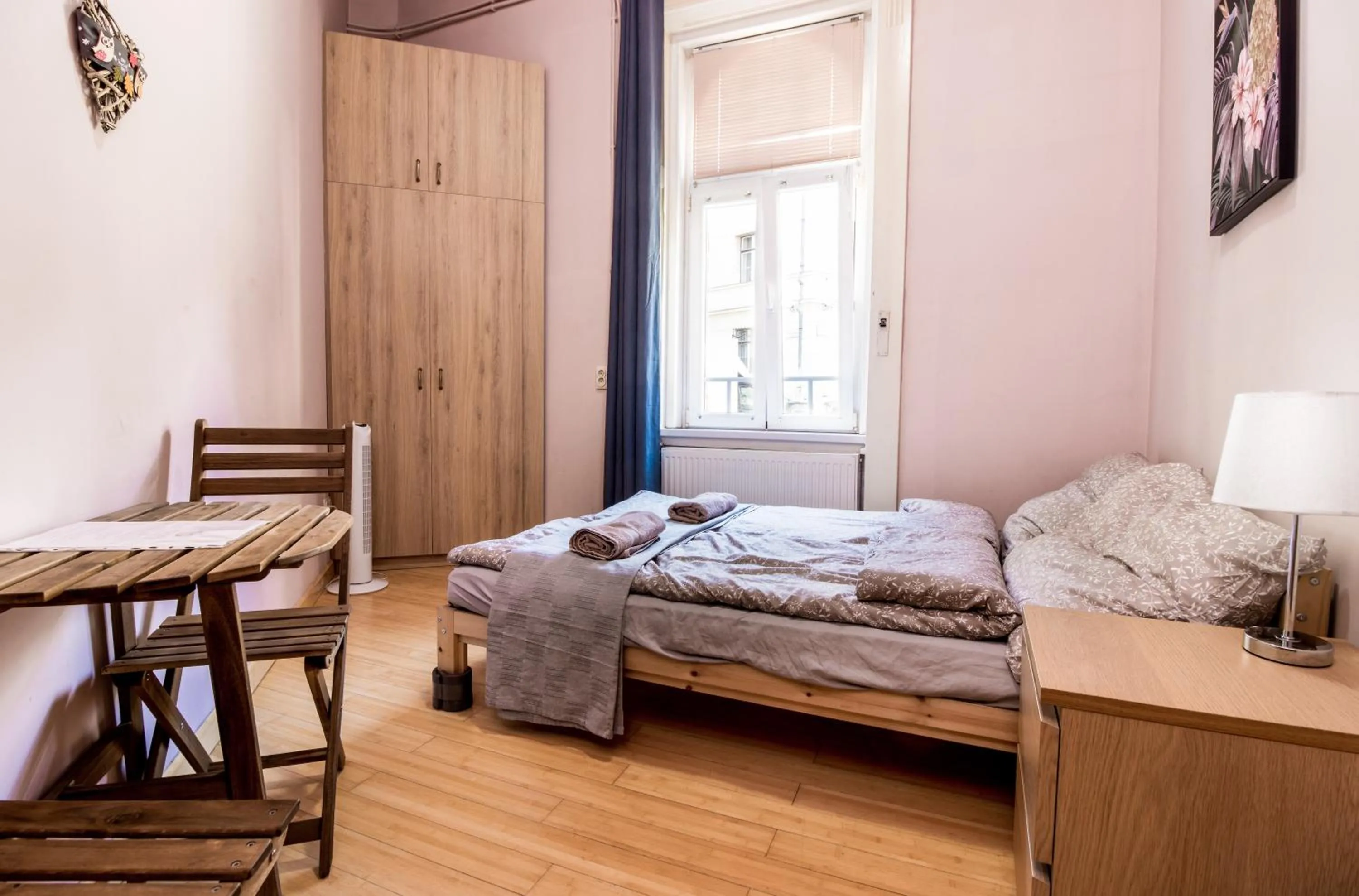 Photo of the whole room, Bed in Aurora Apartments