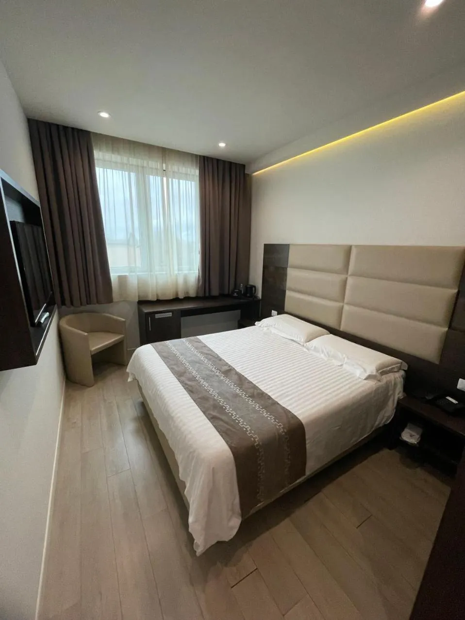 Bed in HotelLuxuryPrato