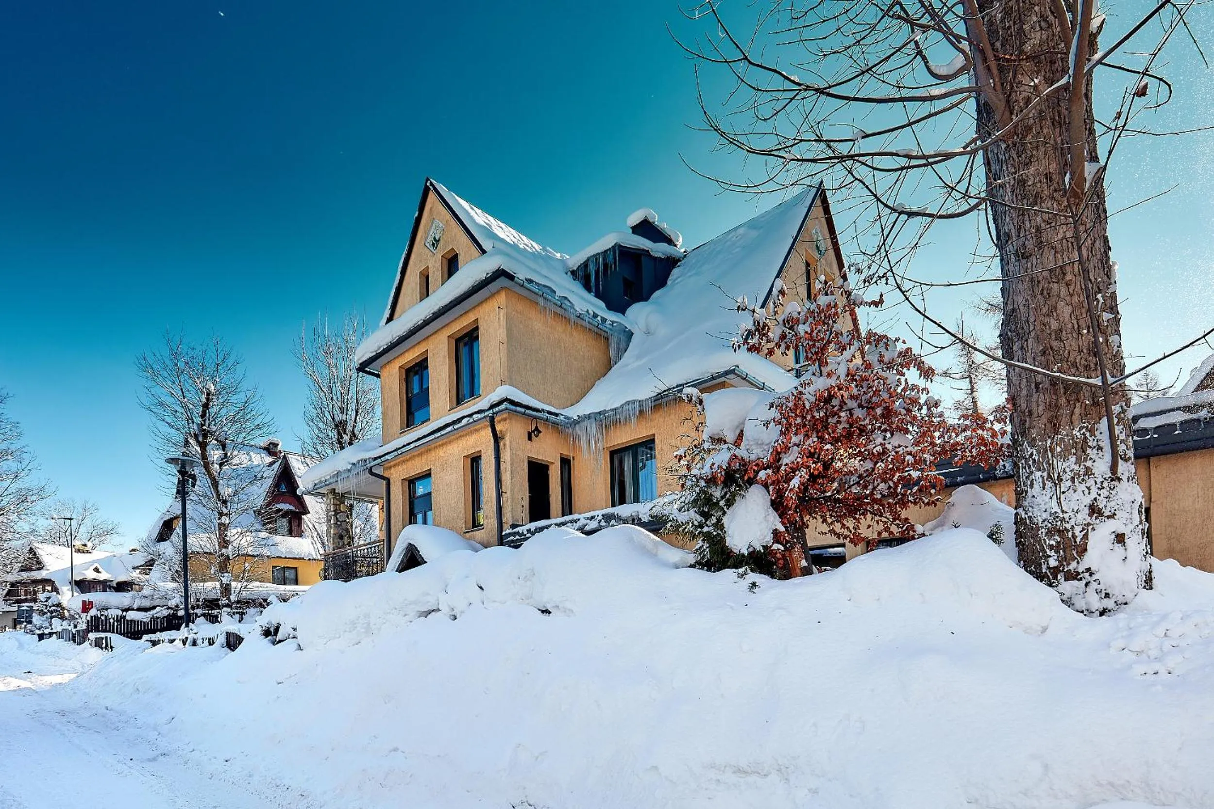 Facade/entrance in Szarotka