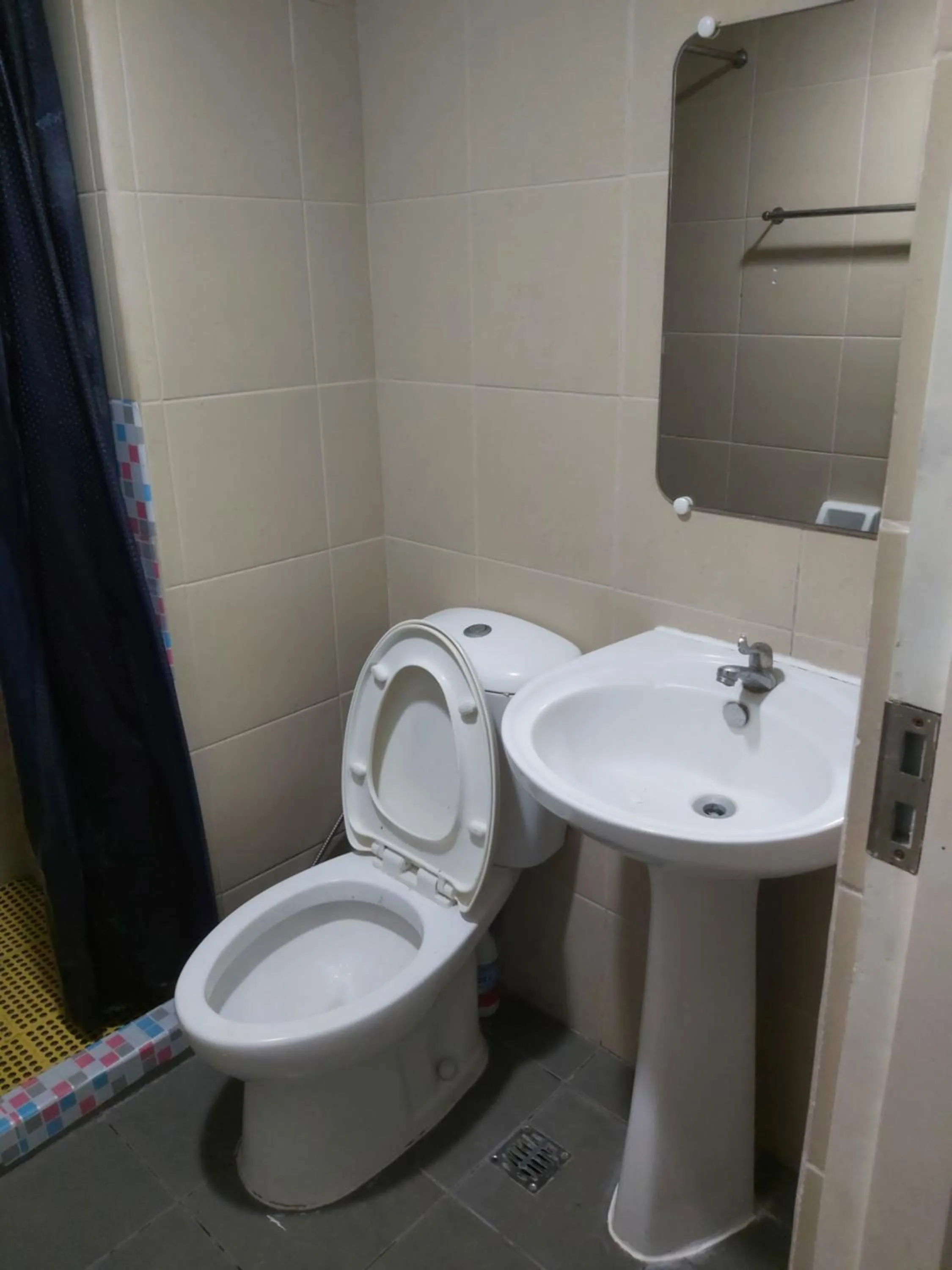 Bathroom in Affordable Tagaytay Monteluce 2 BR with Pool G28