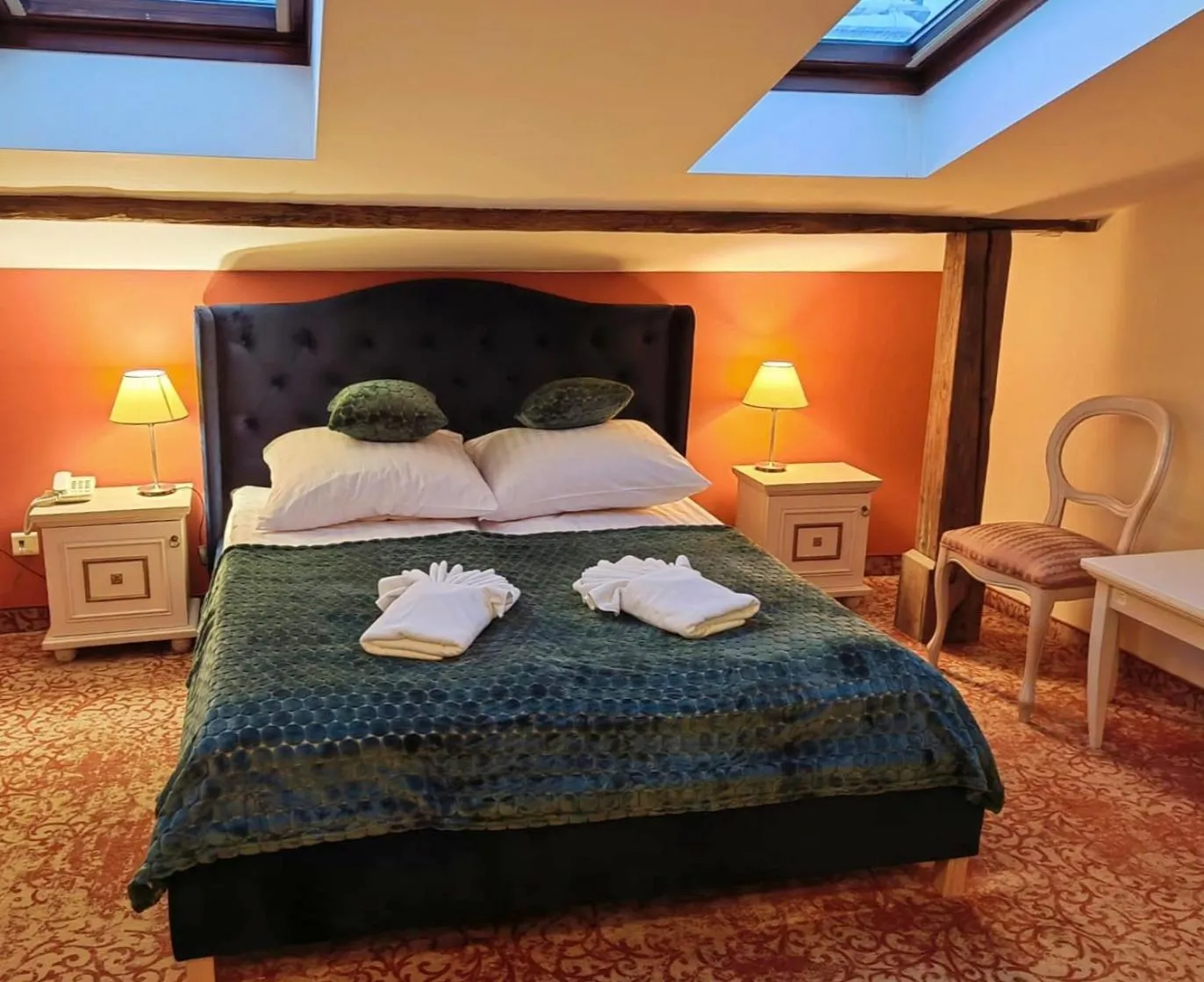 Photo of the whole room in Great Polonia Kraków Old Town