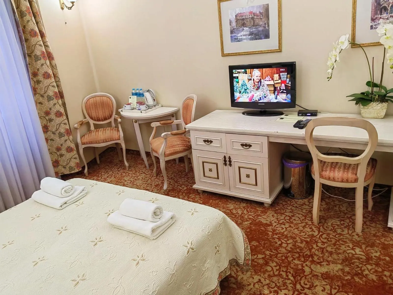 Photo of the whole room in Great Polonia Kraków Old Town