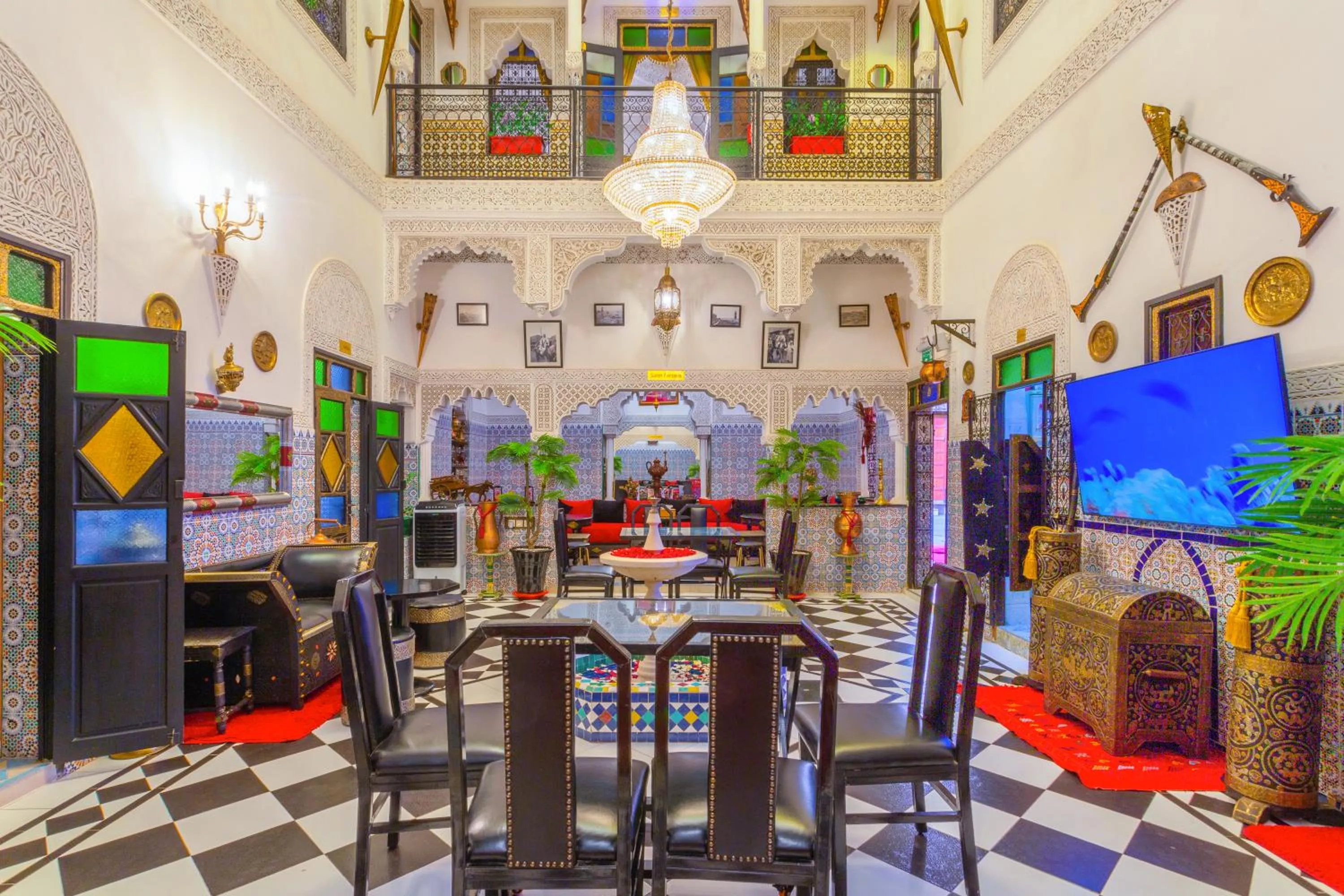 Restaurant/places to eat in Riad La Porte d'Or & SPA
