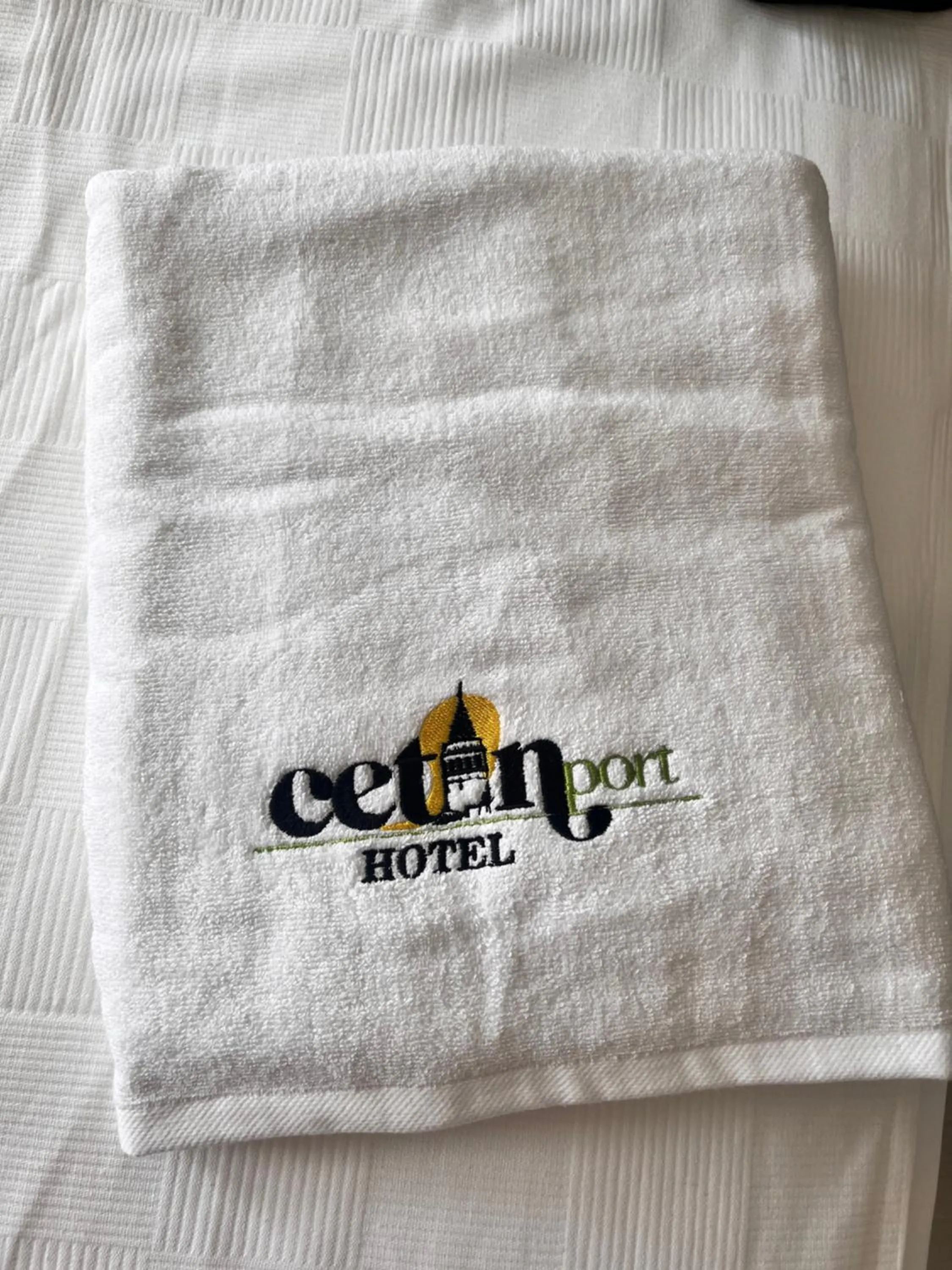 Logo/Certificate/Sign in Cetin Port Hotel
