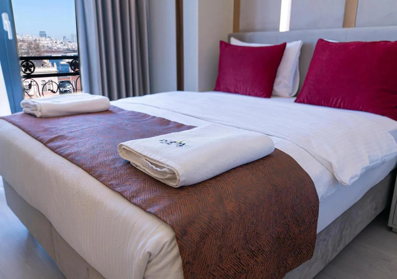 Bed in Cetin Port Hotel