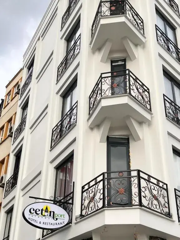 Property building in Cetin Port Hotel Property building in Cetin Port Hotel