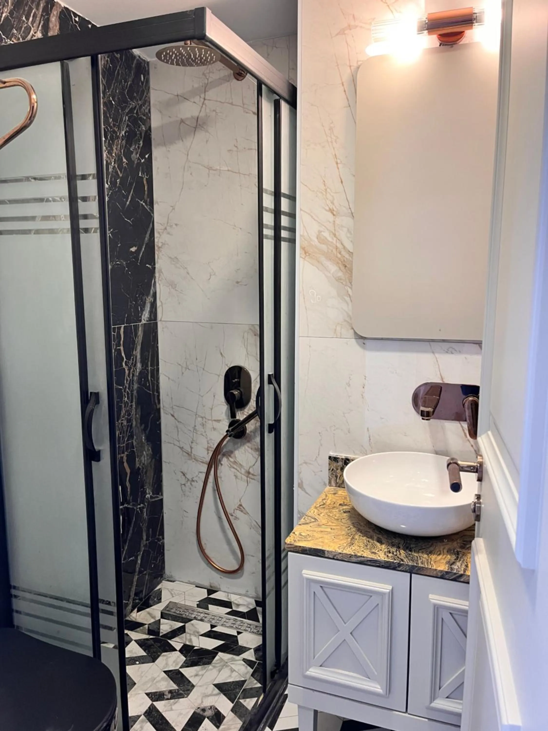 Bathroom in Cetin Port Hotel