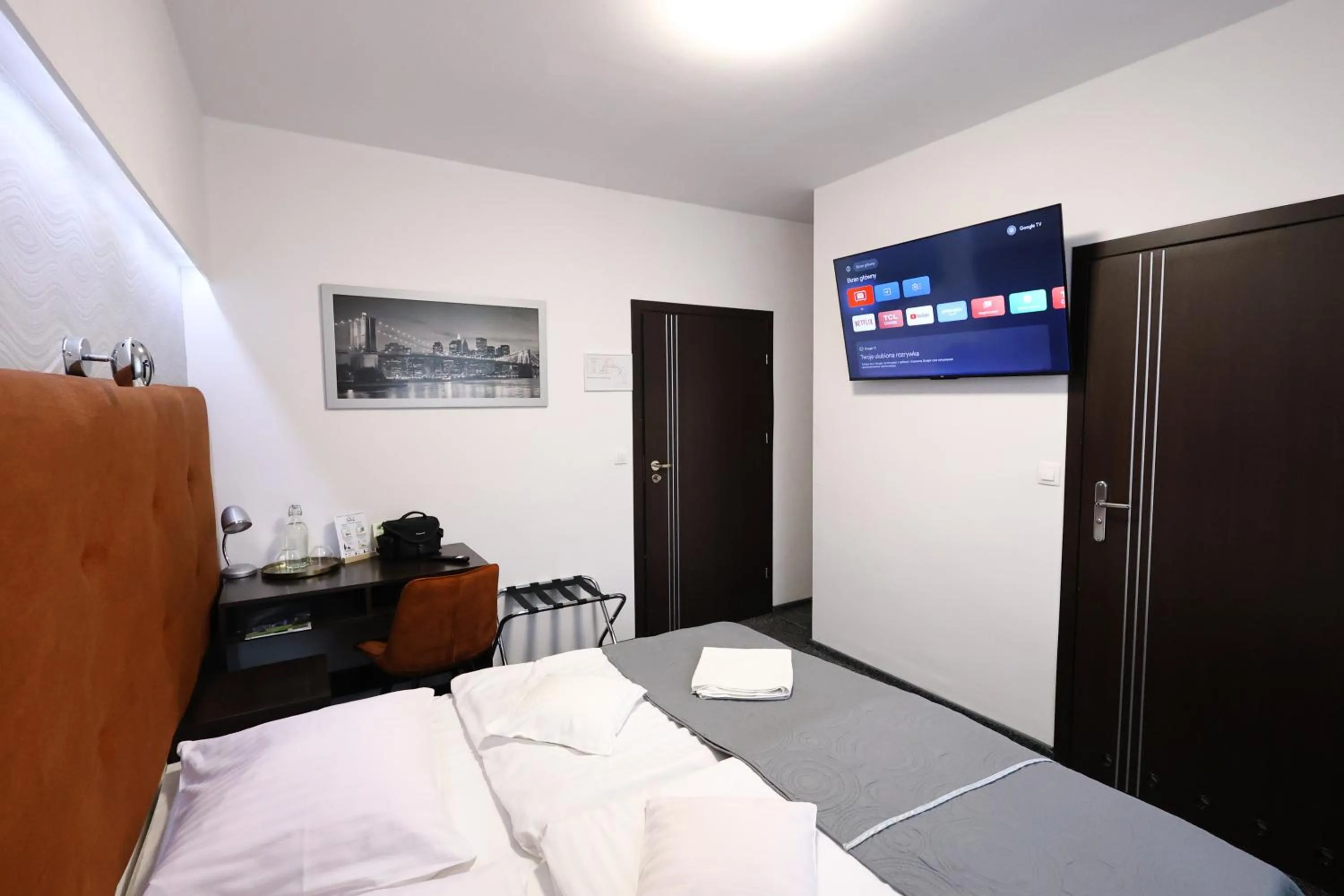 Bed in Hotel Junior - jesteśmy w trakcie modernizacji