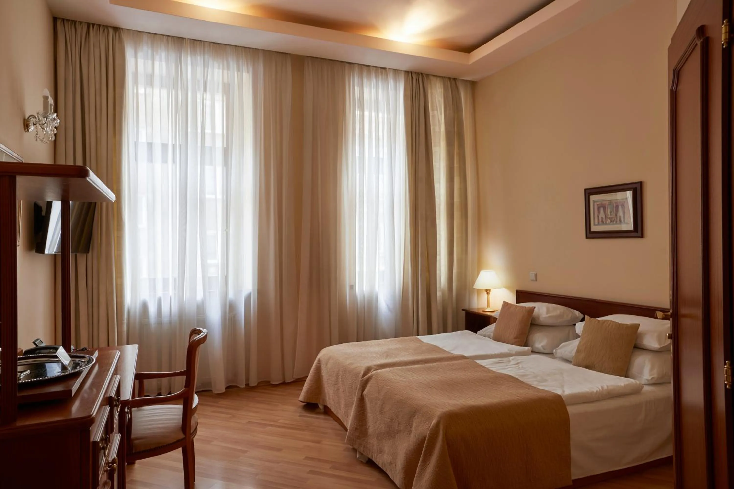 Bed in FLEUR DE LIS HOTEL