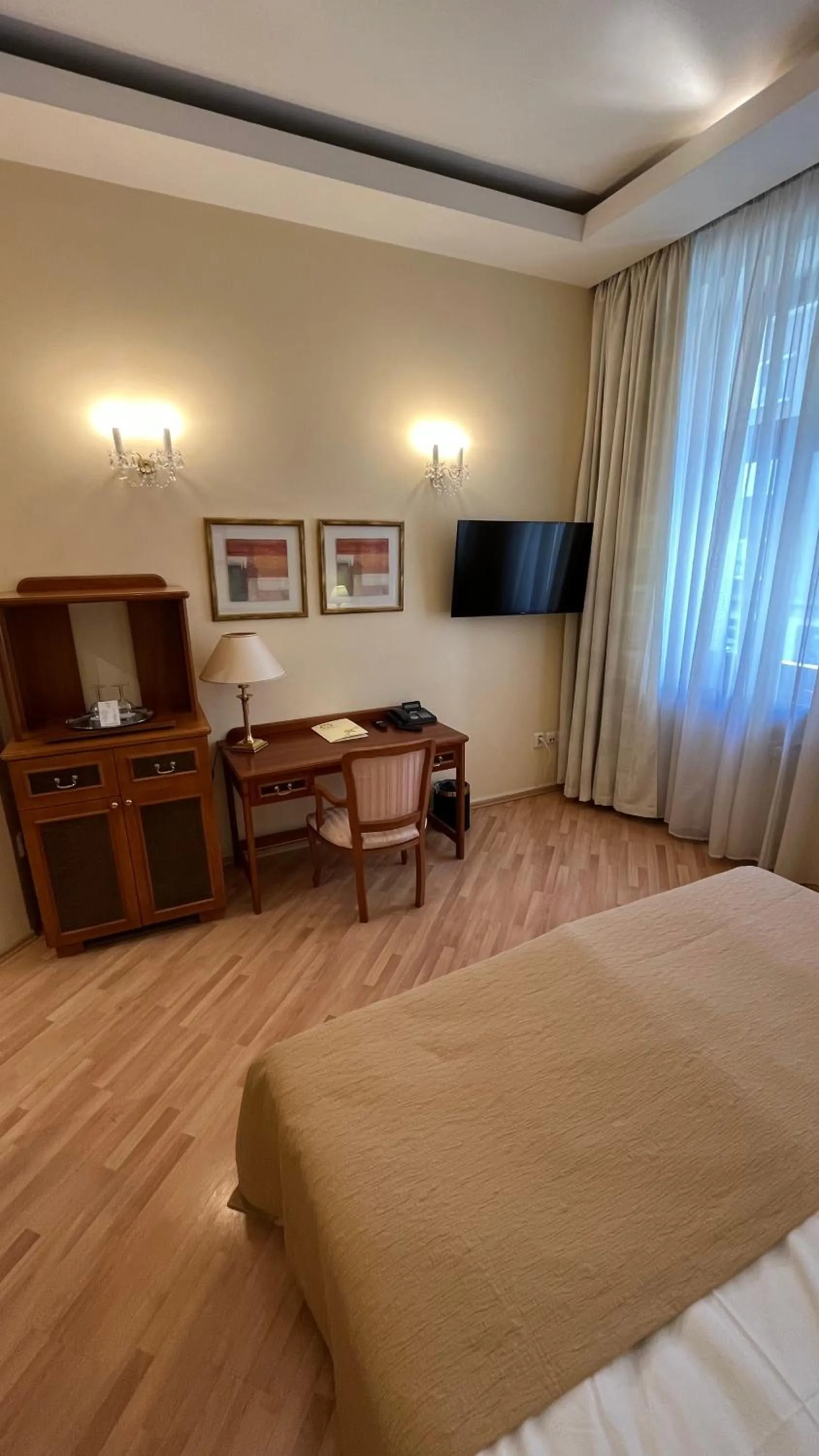 Bed in FLEUR DE LIS HOTEL