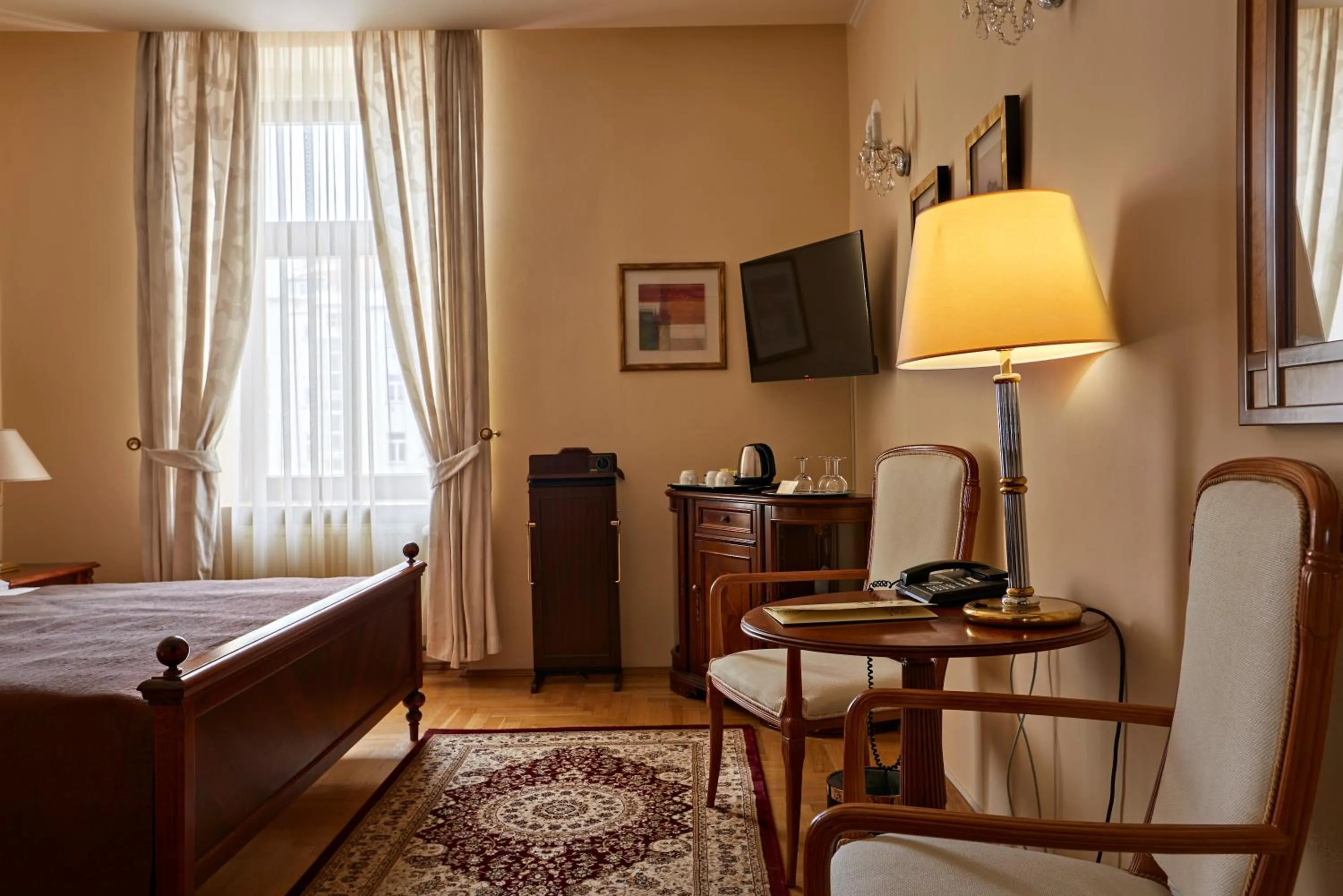 Bed in FLEUR DE LIS HOTEL