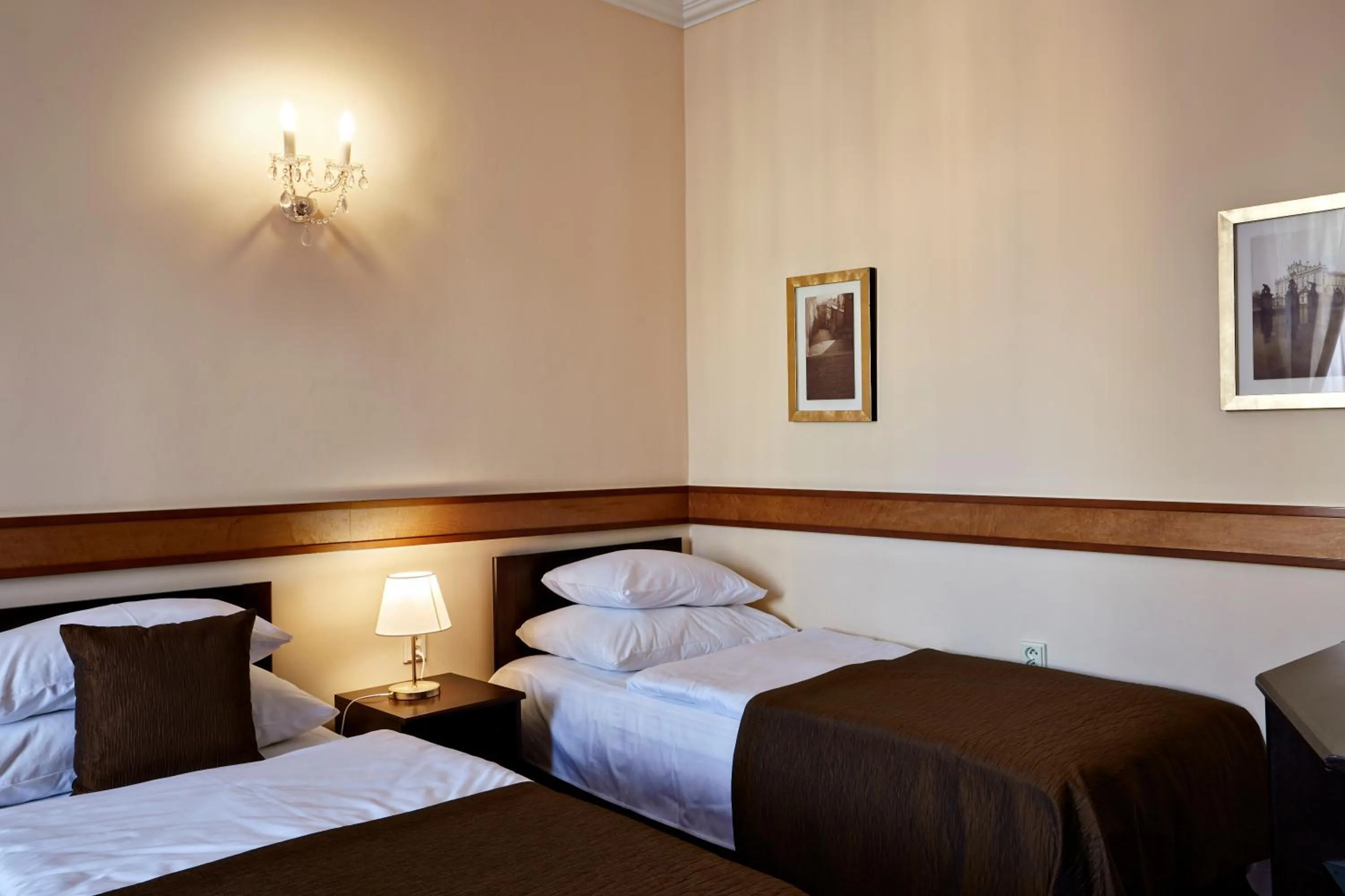 Bed in FLEUR DE LIS HOTEL