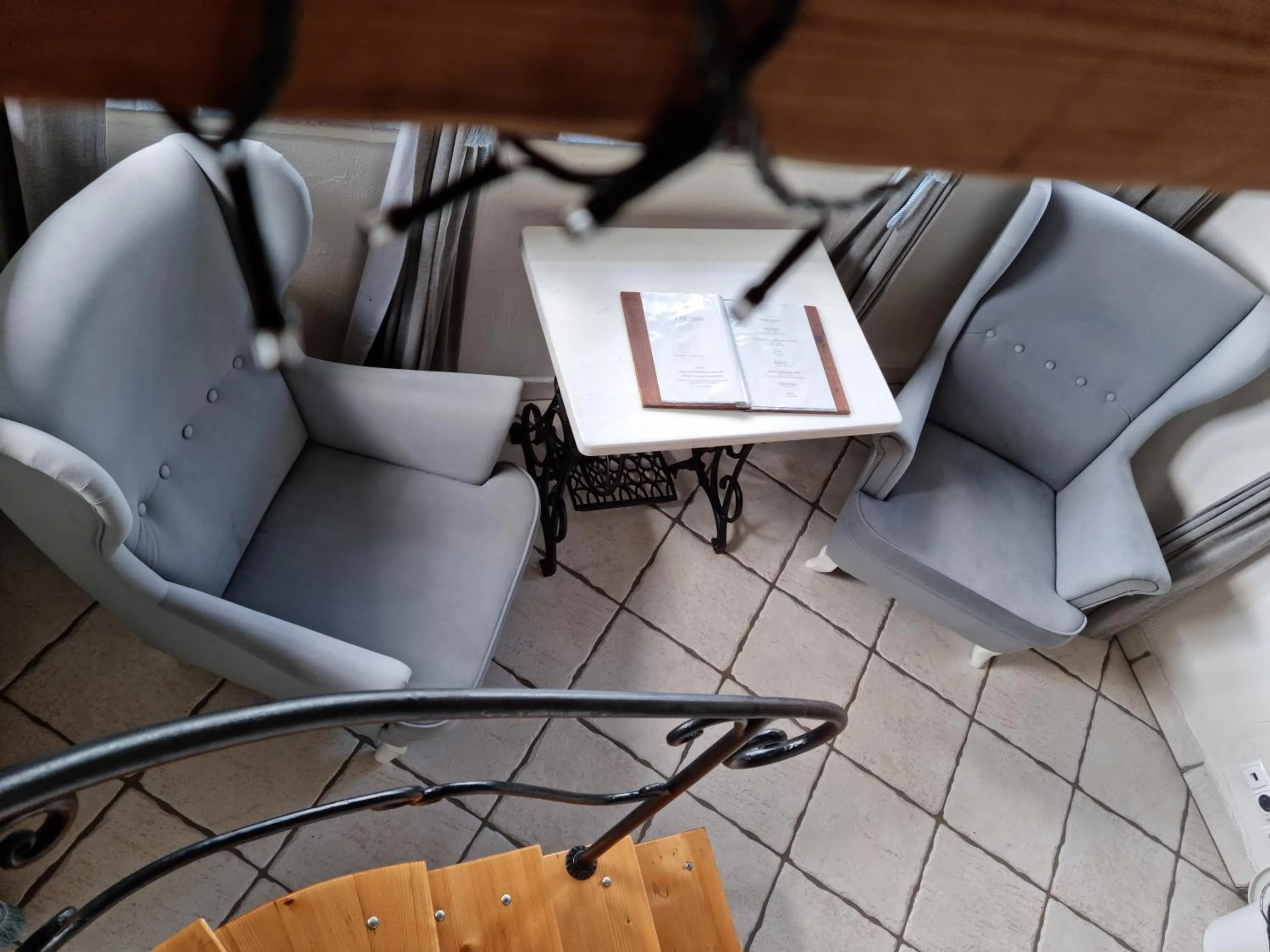 Seating area in Villa Toscana Boutique