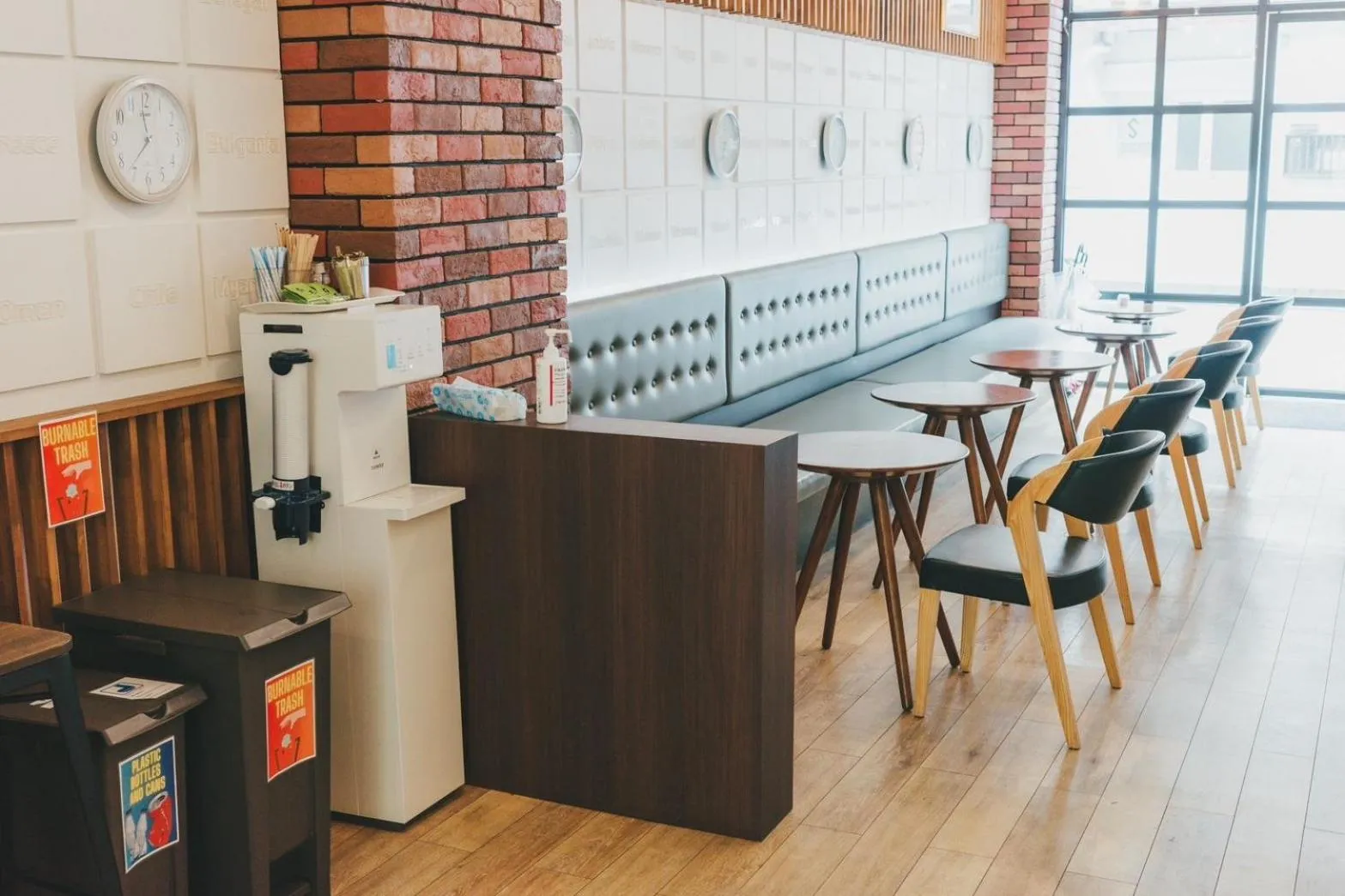 Lobby or reception in Hiromas Hostel in Ueno