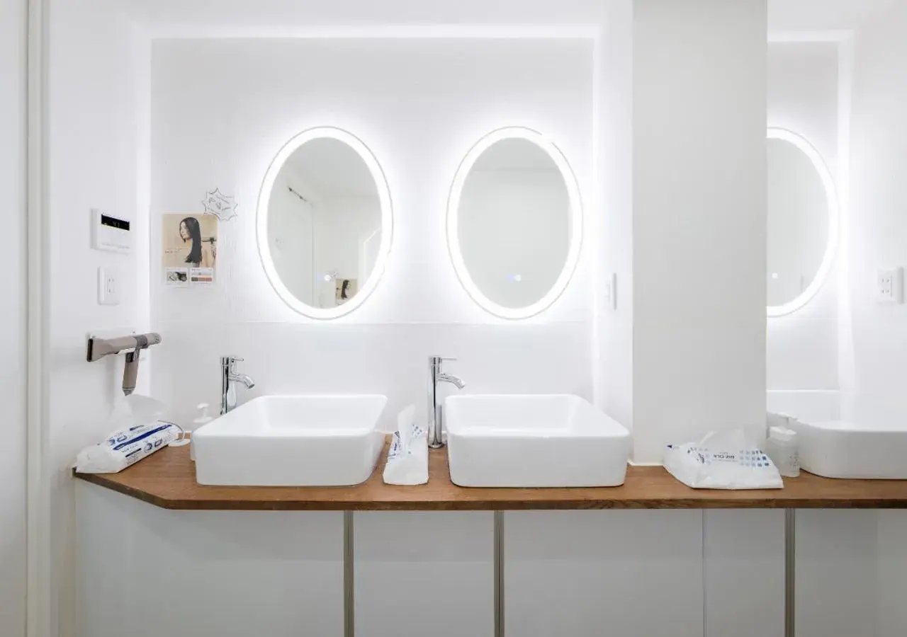 Single Bed in Female Dormitory Room in Hostel JAZ Single Bed in Female Dormitory Room in Hostel JAZ