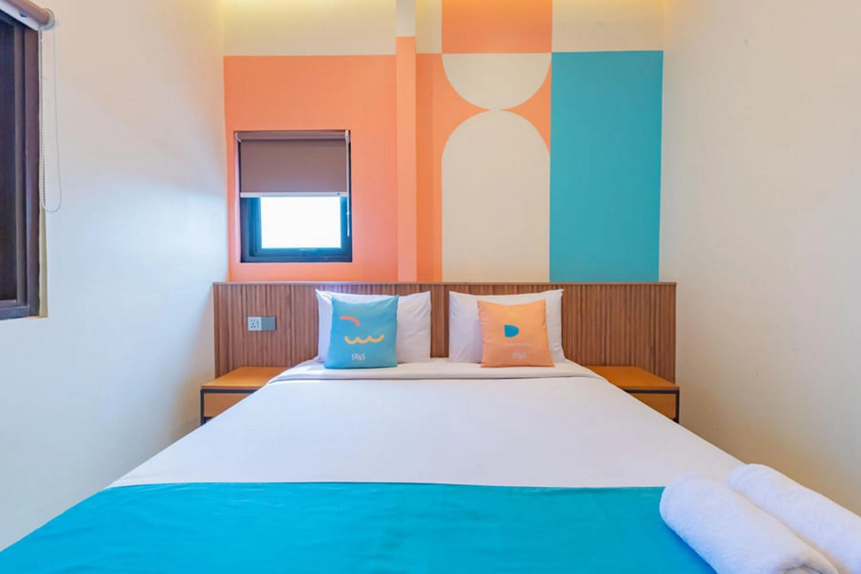 Bedroom, Bed in Sans Hotel Suryakencana Bogor