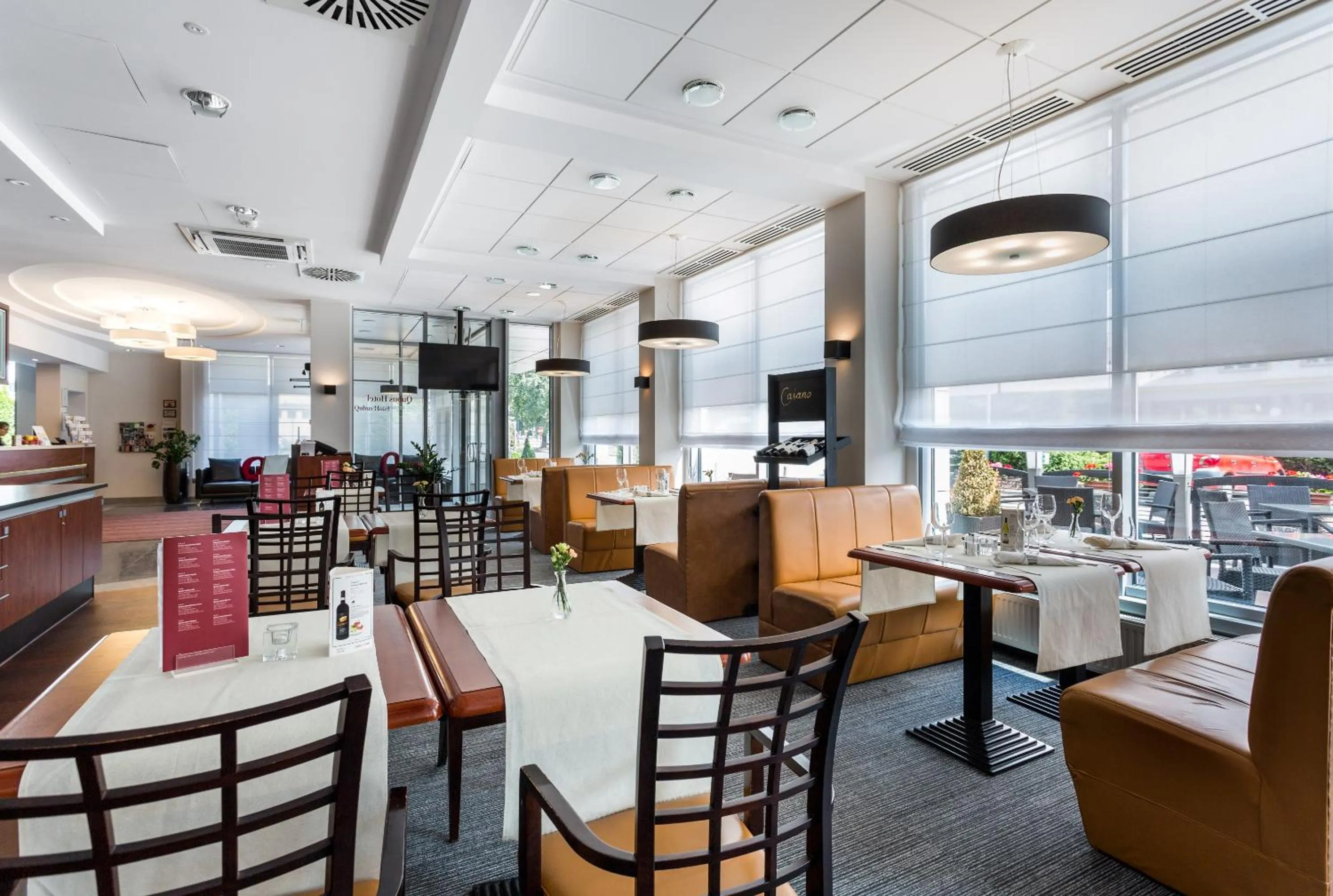 Restaurant/places to eat in Qubus Hotel Gliwice