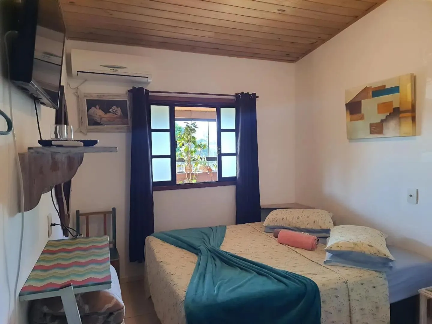 Double Room with Private Bathroom in Joaquina 433 - Pousada Floripa