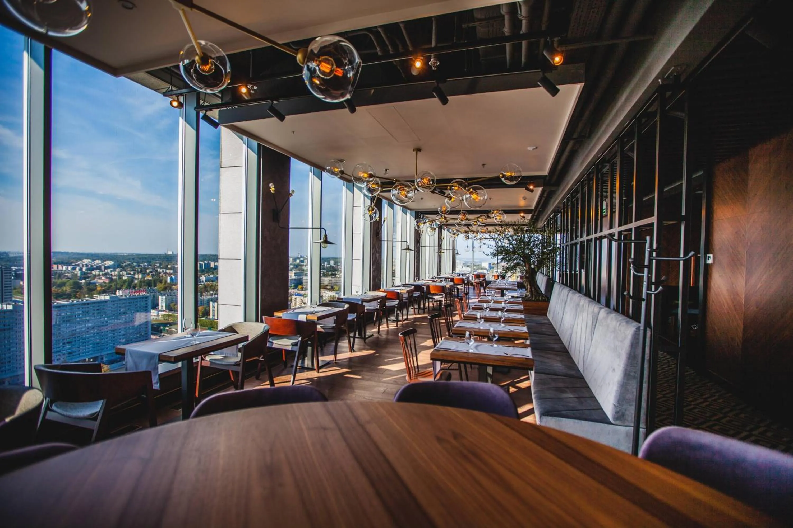 Lounge or bar in Courtyard by Marriott Katowice City Center