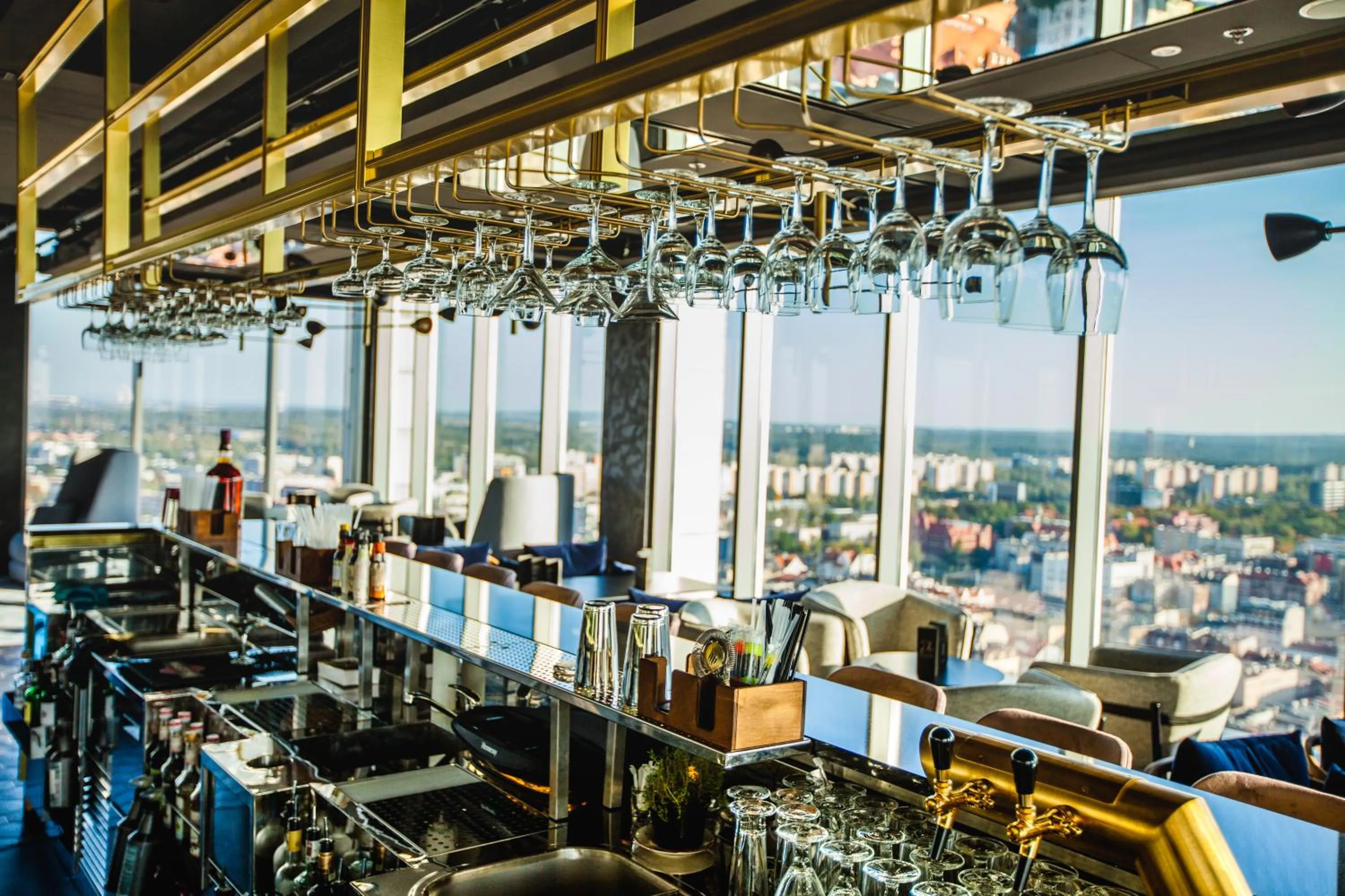 Restaurant/places to eat in Courtyard by Marriott Katowice City Center