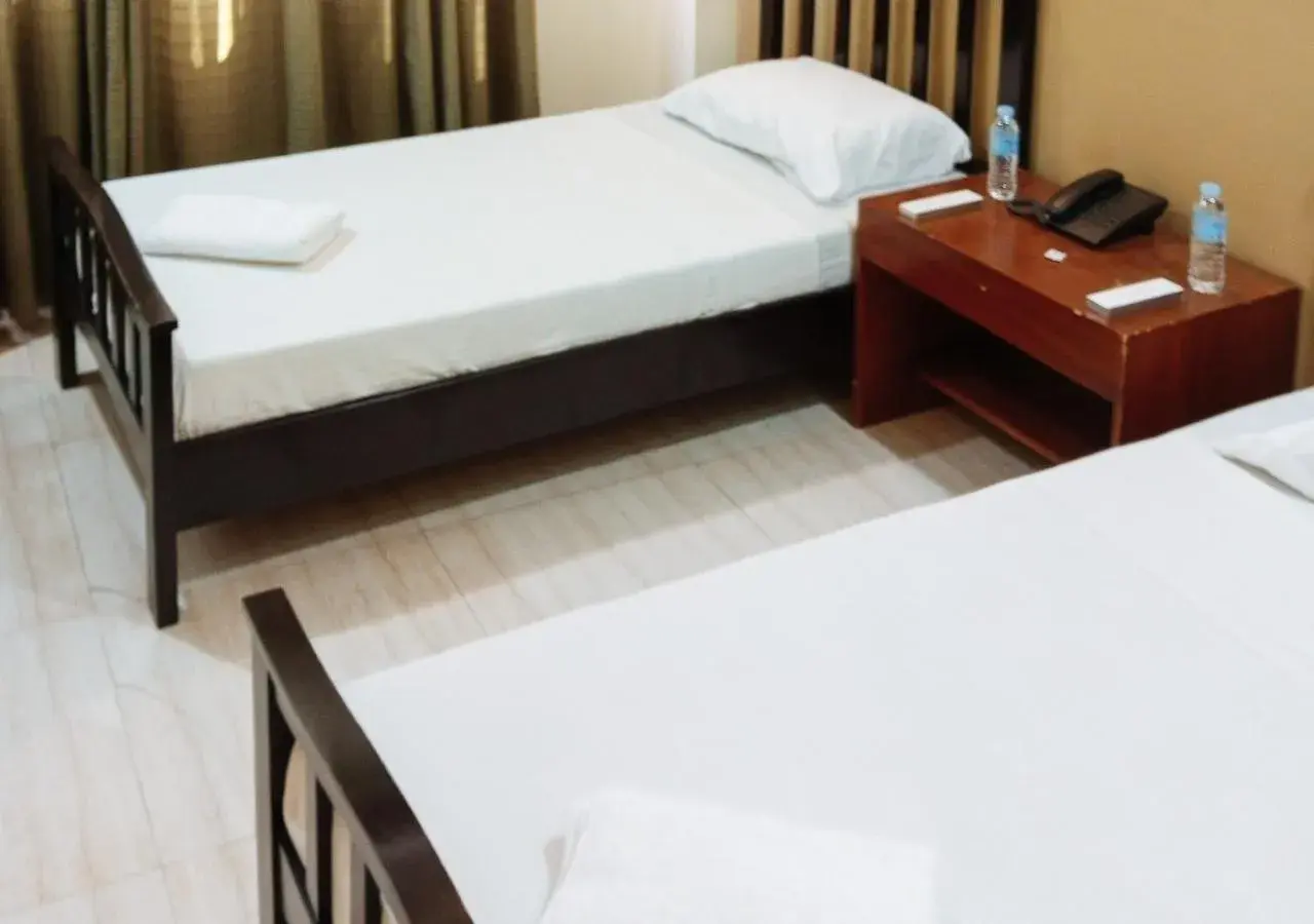 Twin Room in RedDoorz Plus @ Conclave Hotel Davao City Twin Room in RedDoorz Plus @ Conclave Hotel Davao City