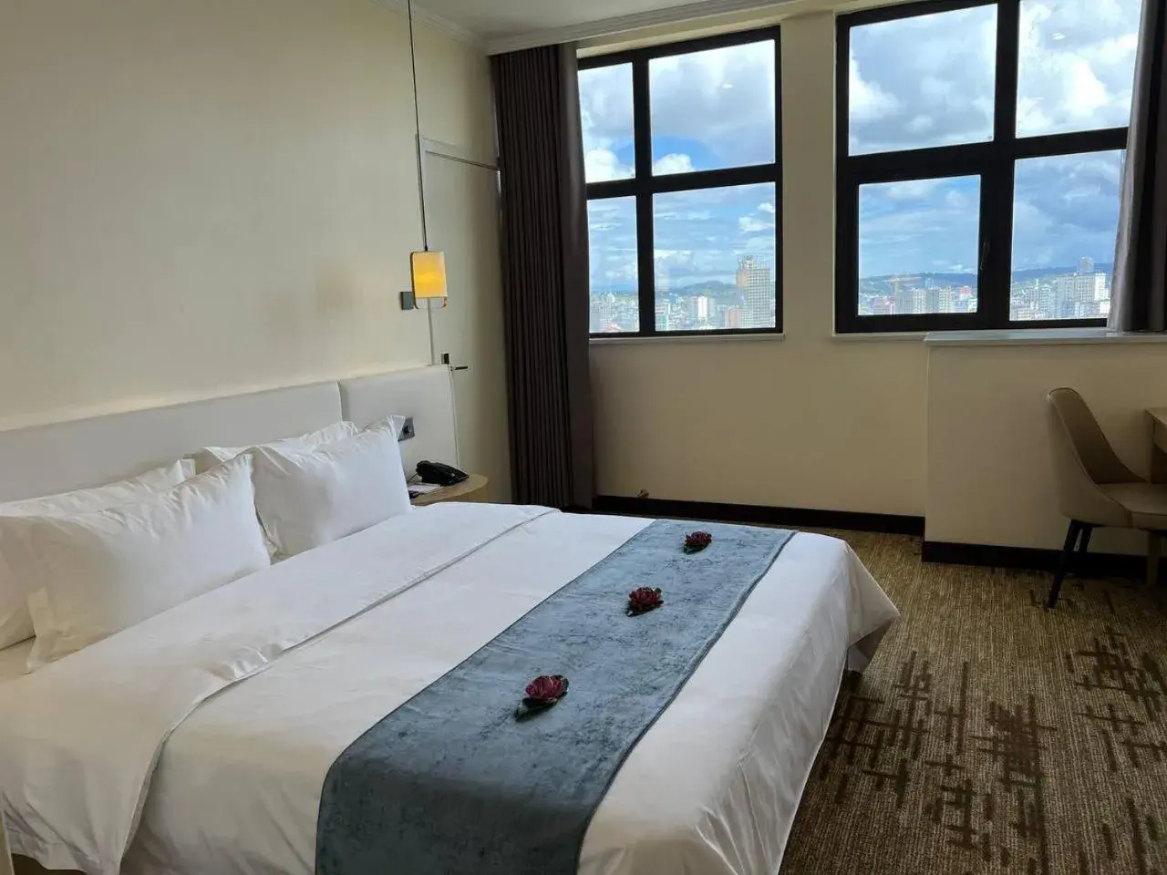 Bed in Legend Hotel and Resort Bed in Legend Hotel and Resort