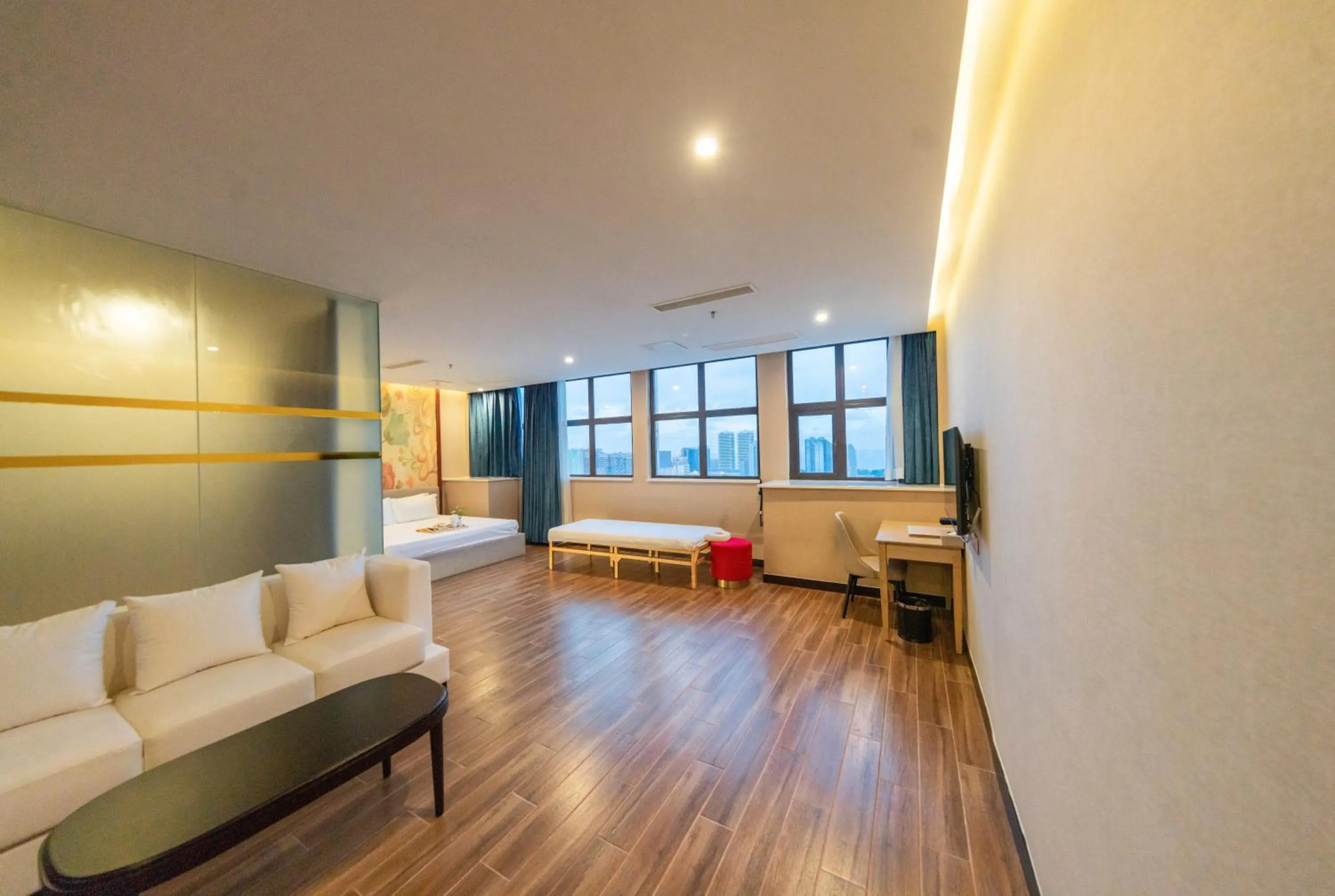 Photo of the whole room, Bed in Legend Hotel and Resort