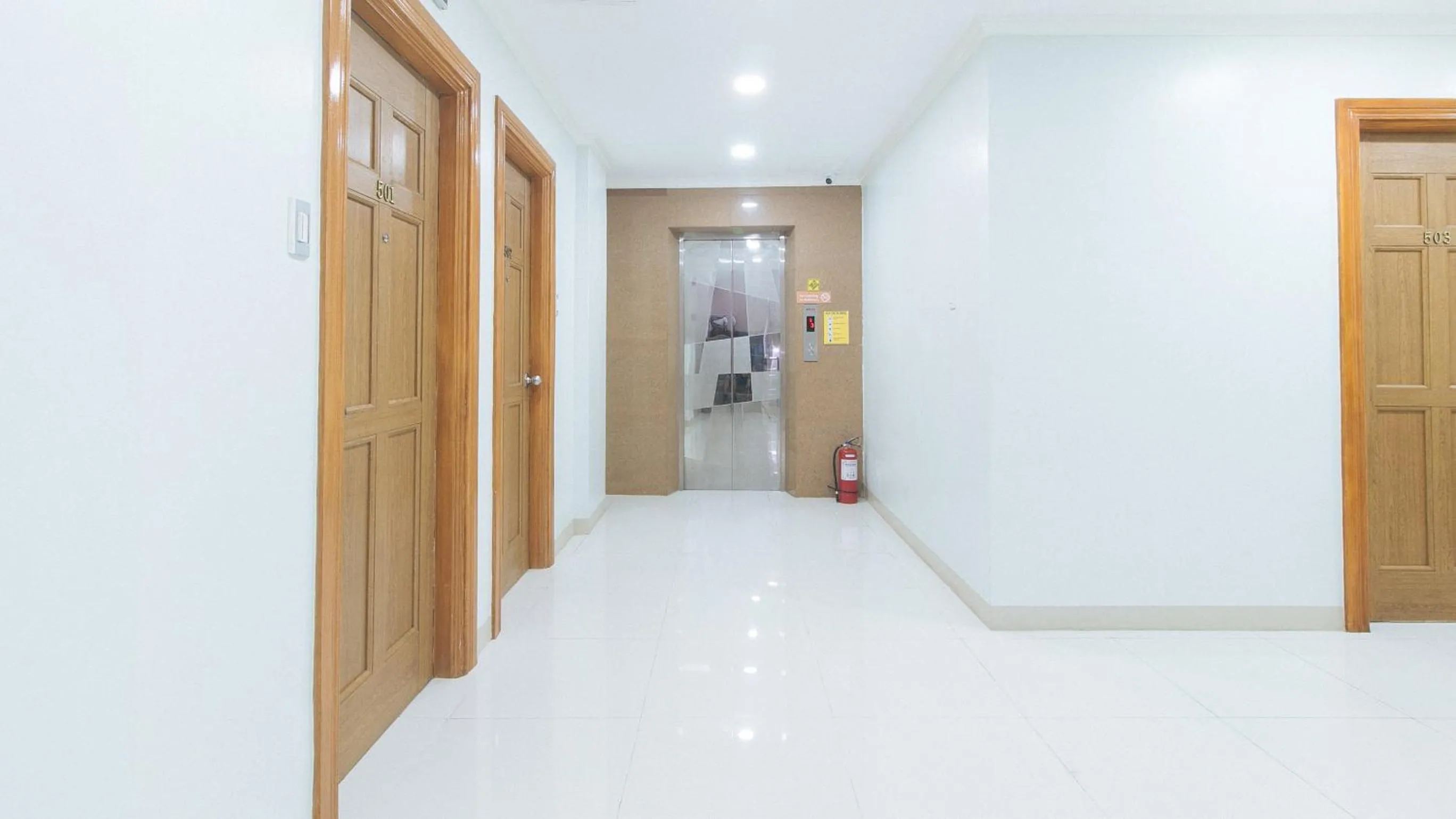 Area and facilities in 153 Silverio Suites Paranaque City