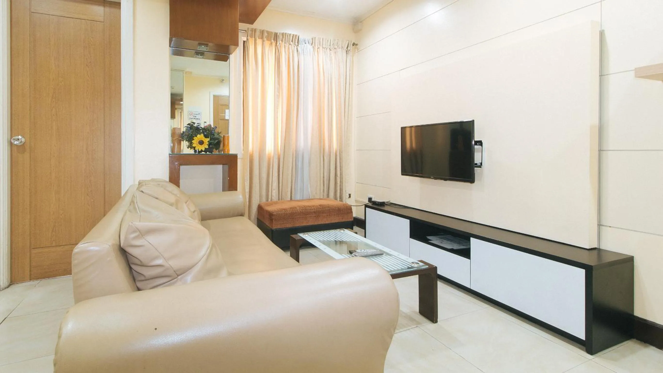 TV and multimedia in 153 Silverio Suites Paranaque City