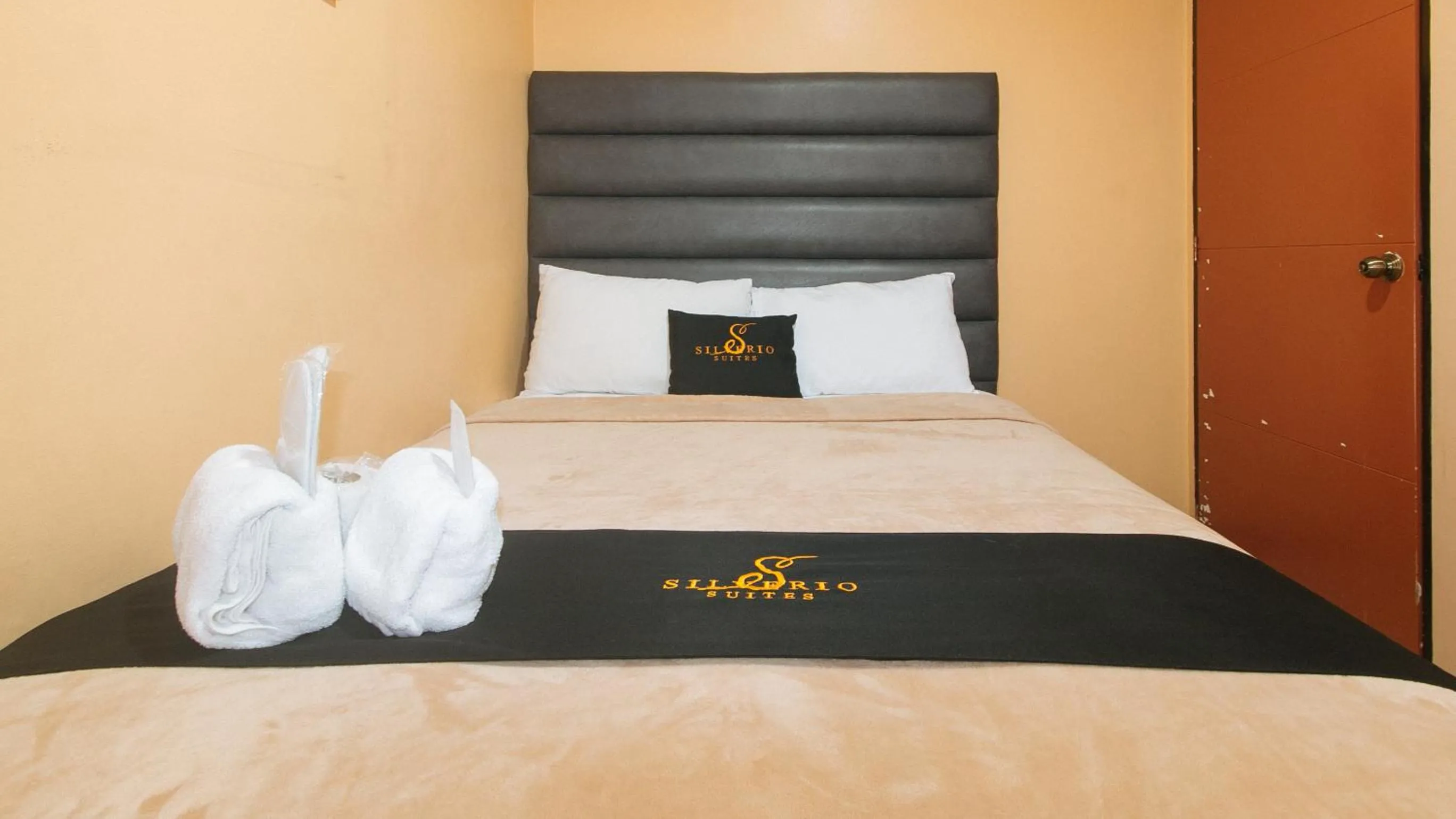 Photo of the whole room, Bed in 153 Silverio Suites Paranaque City