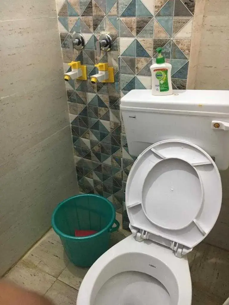 Facade/entrance in Hotel O The Limestone Facade/entrance in Hotel O The Limestone