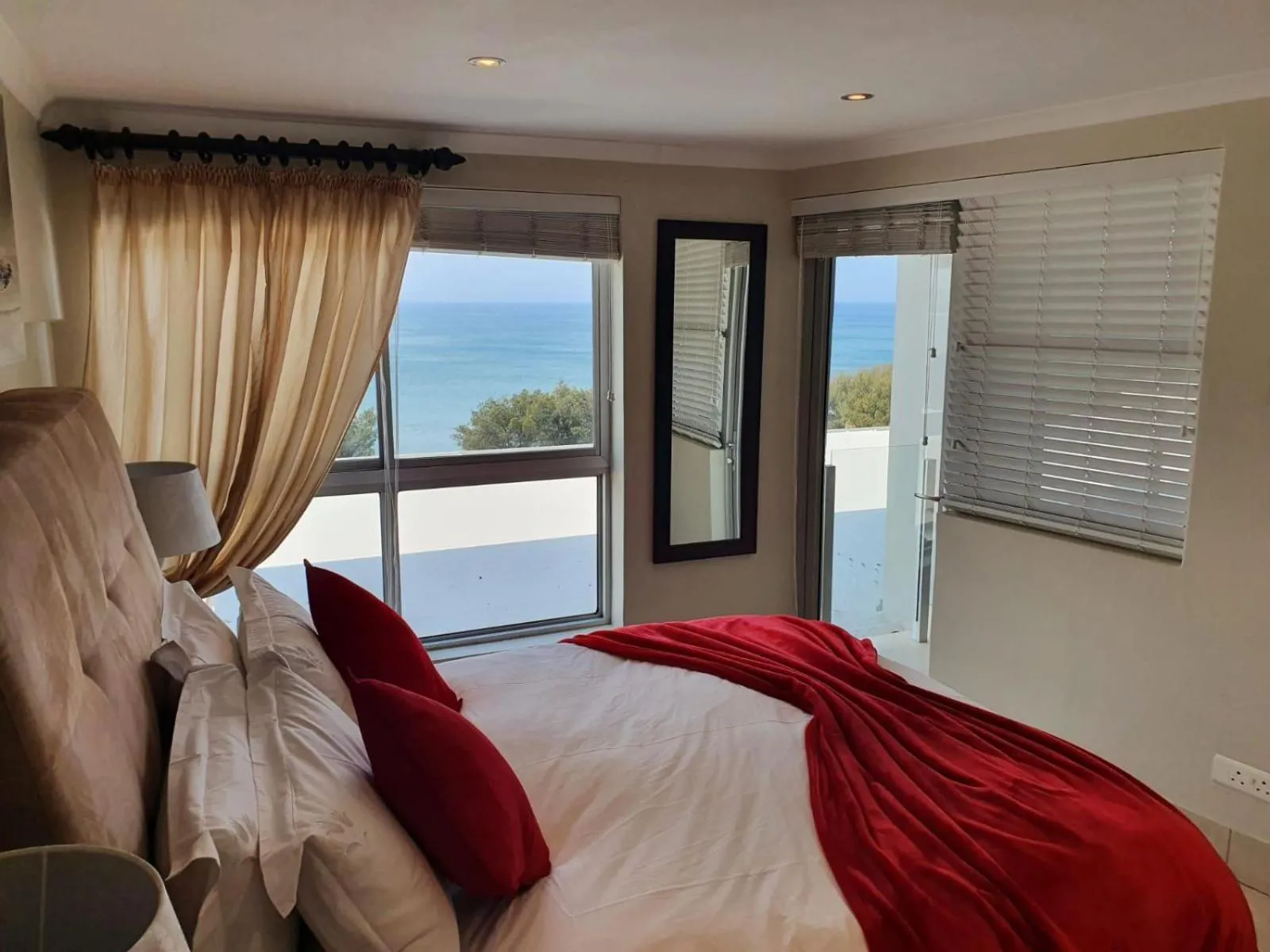 Bed in Nautica