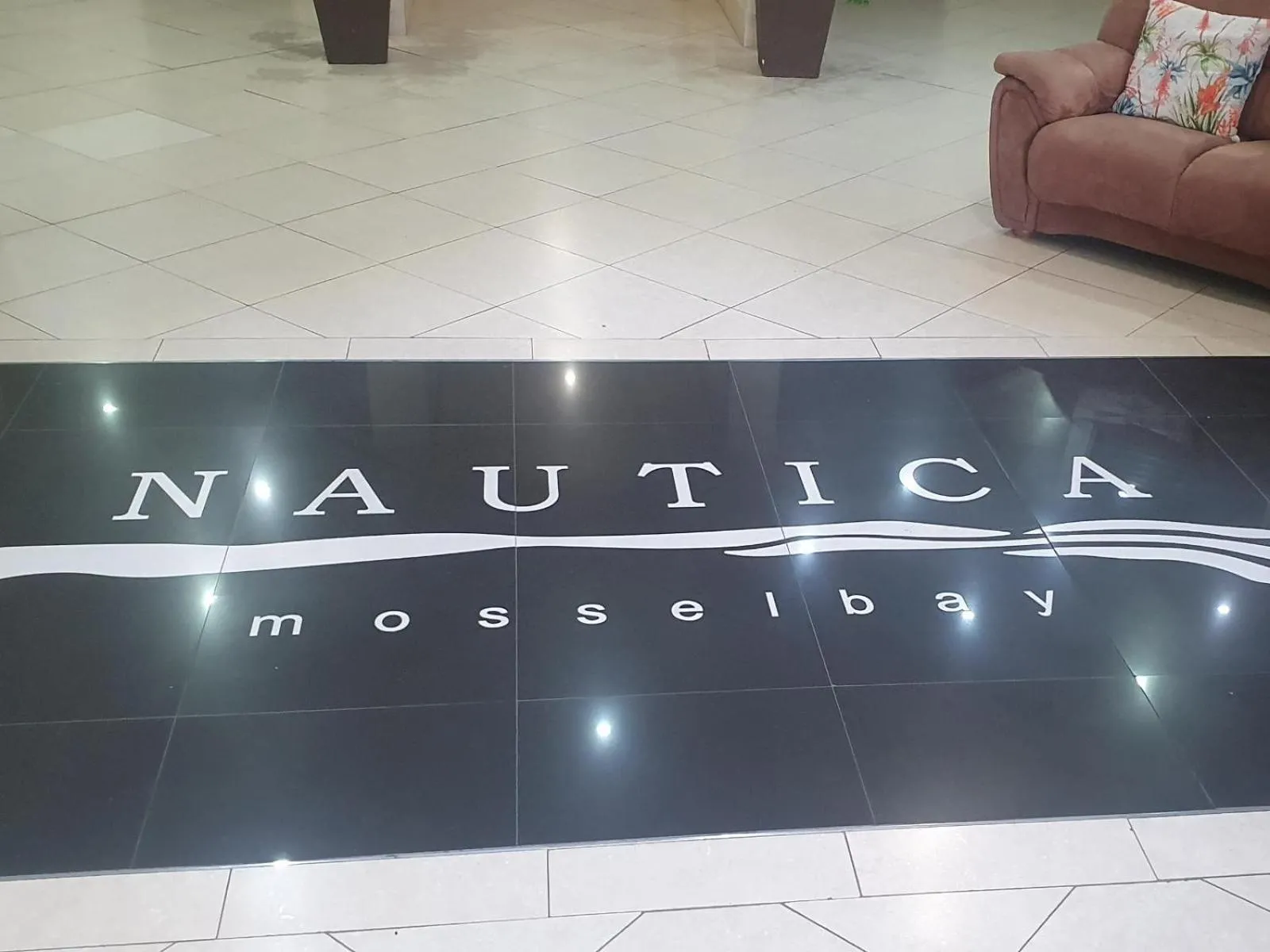 Facade/entrance in Nautica