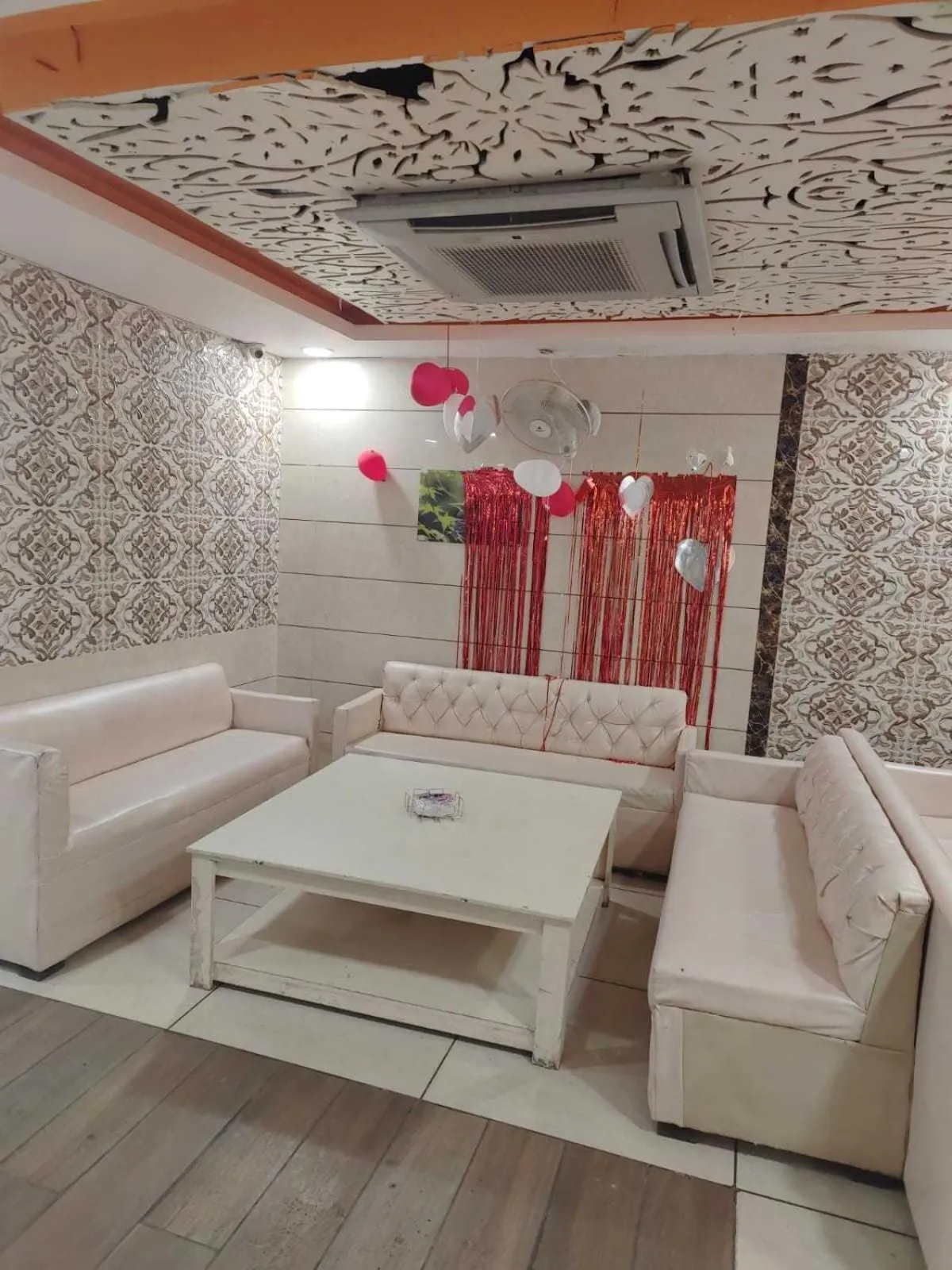 Lobby or reception in Hotel O Food Plaza