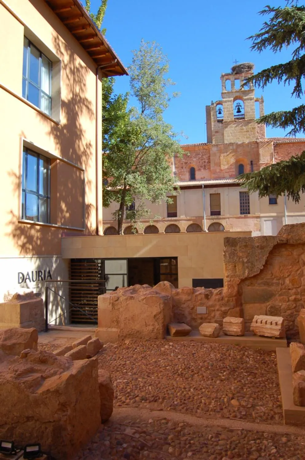 Dauria Suites HA
