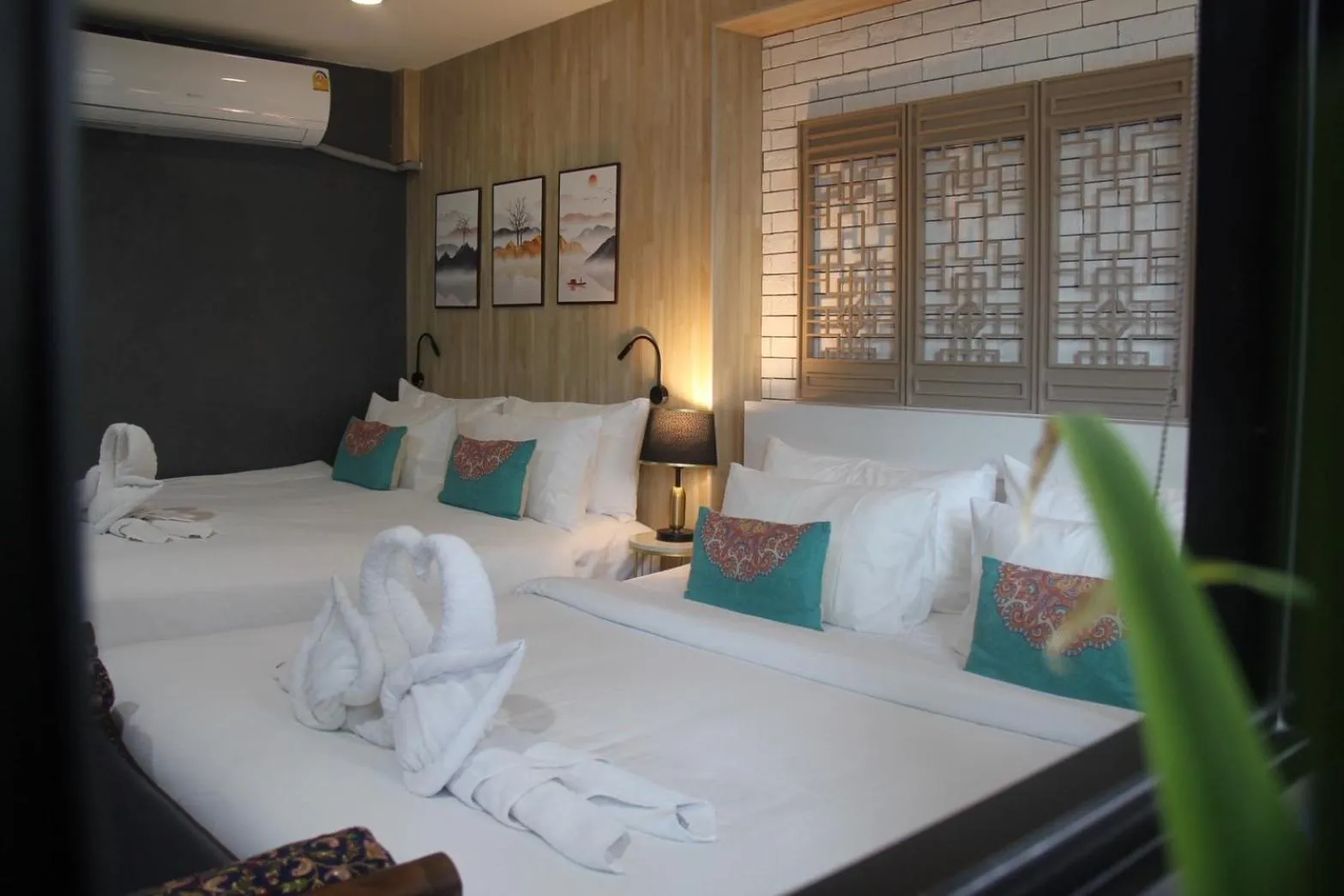 Bed in Lynlan Hostel & Cafe