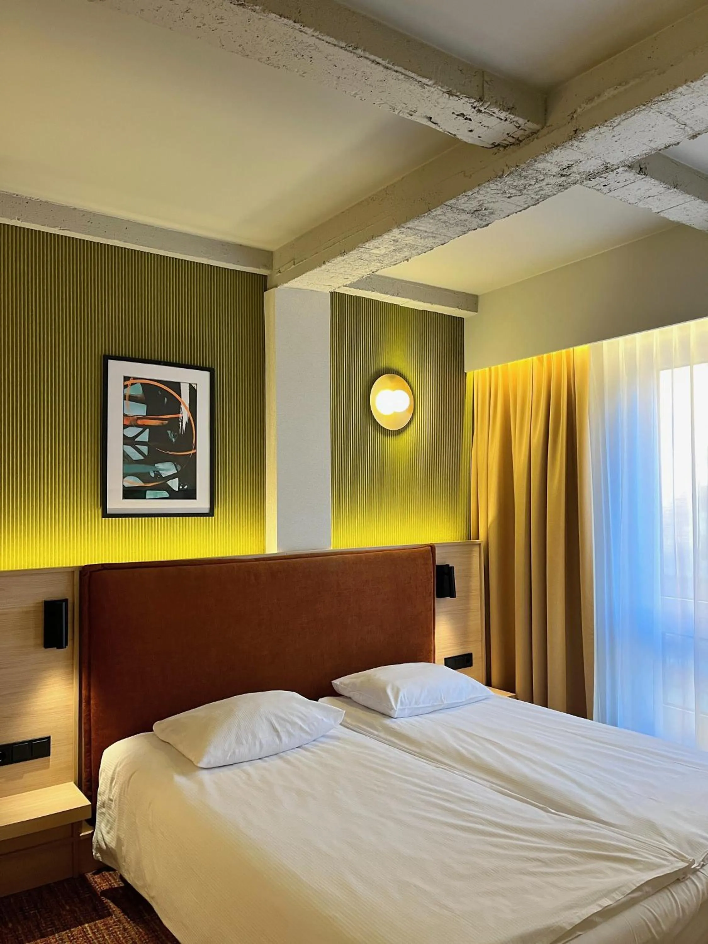 Bed in Qubus Hotel Wrocław