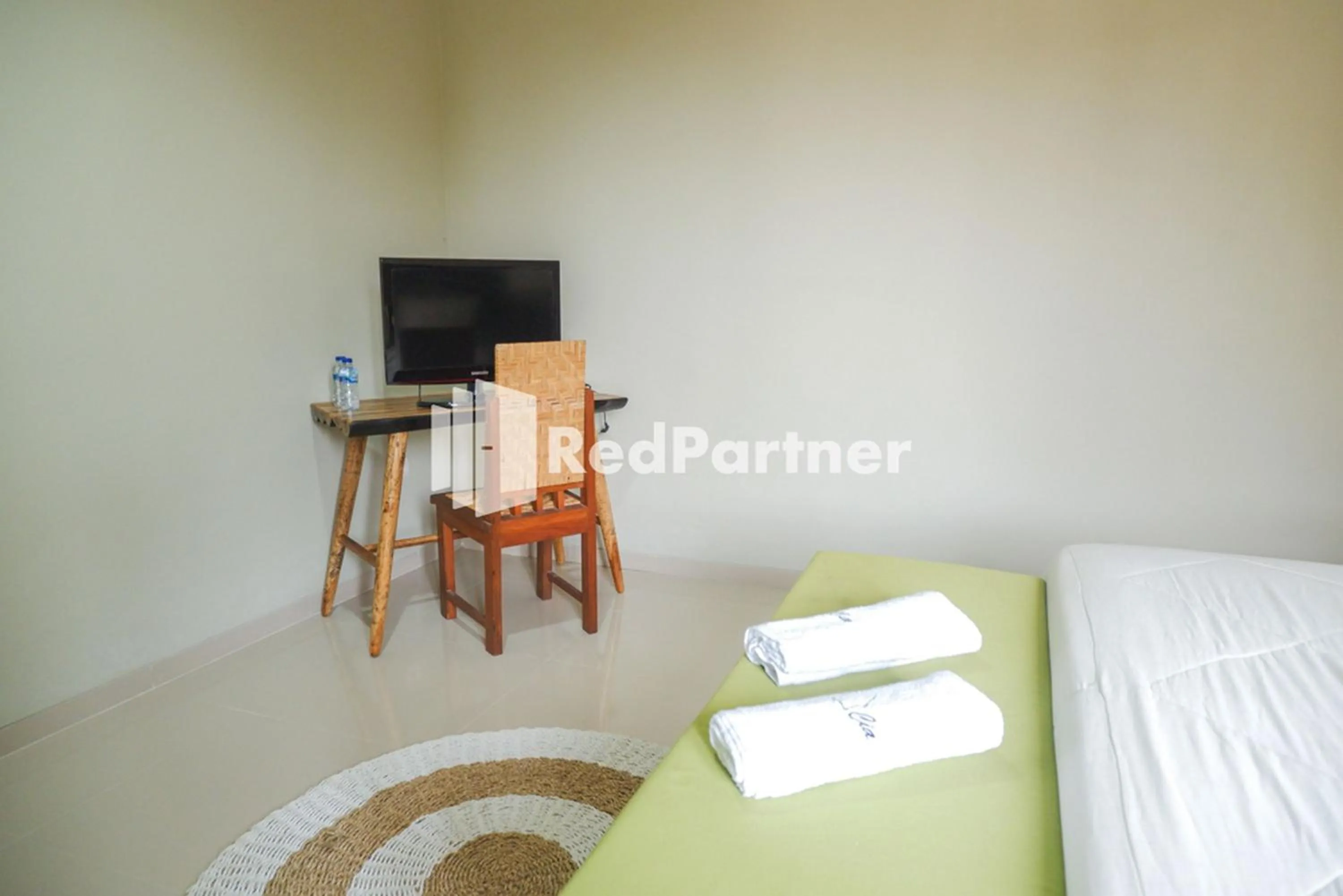 Bedroom, Bed in Rumah CIA Taman Siswa near Malioboro Yogyakarta Mitra RedDoorz