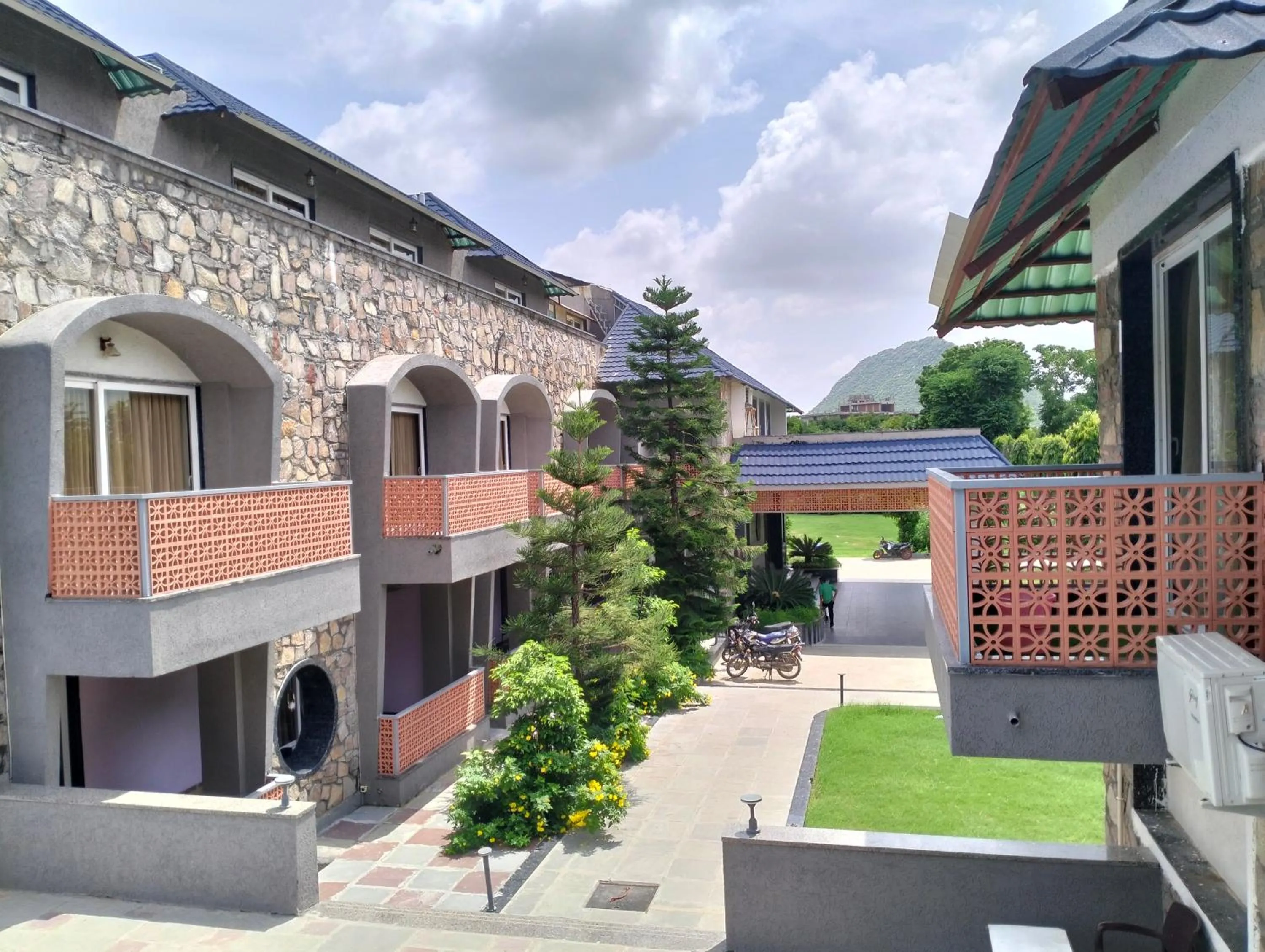 Property building in Nature Retreat Resorts- Life in Nature