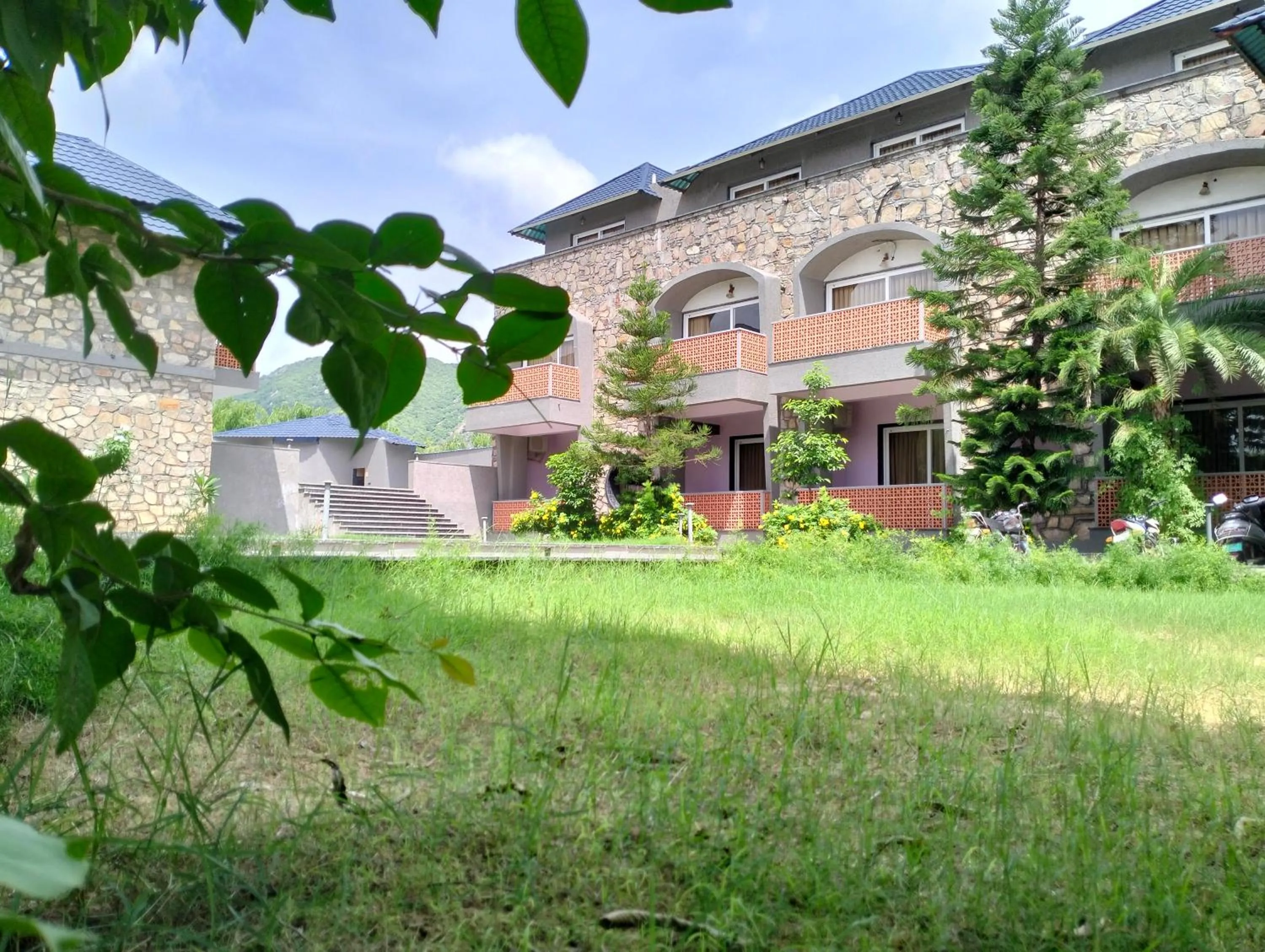 Property building in Nature Retreat Resorts- Life in Nature