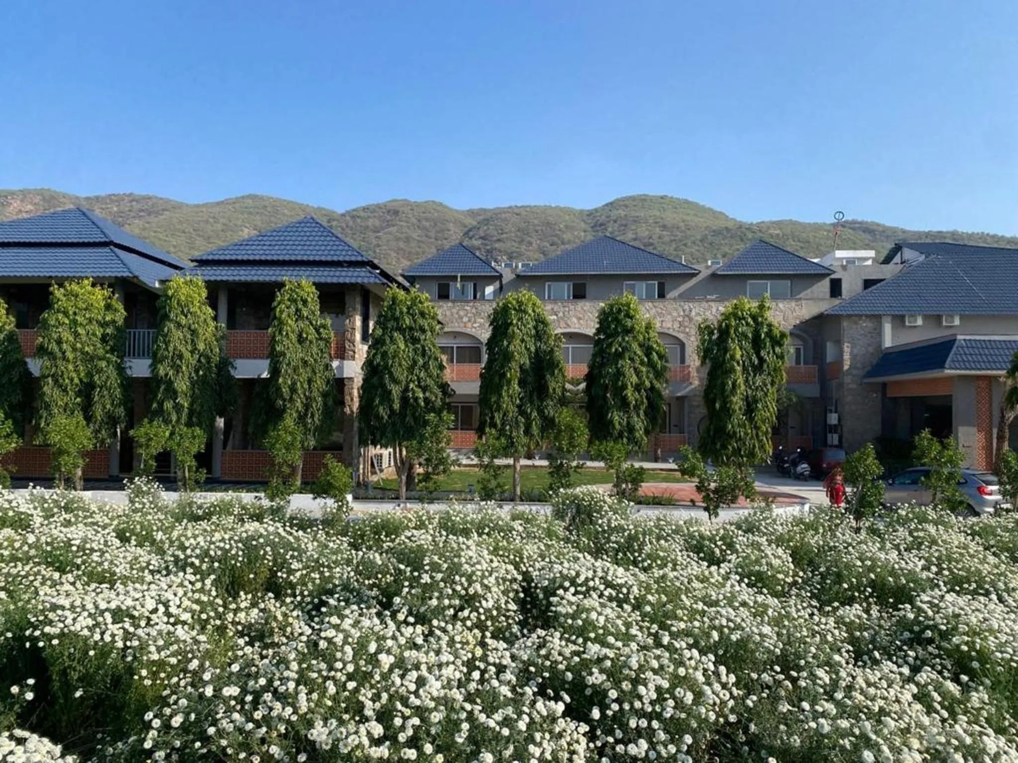 Property building in Nature Retreat Resorts- Life in Nature