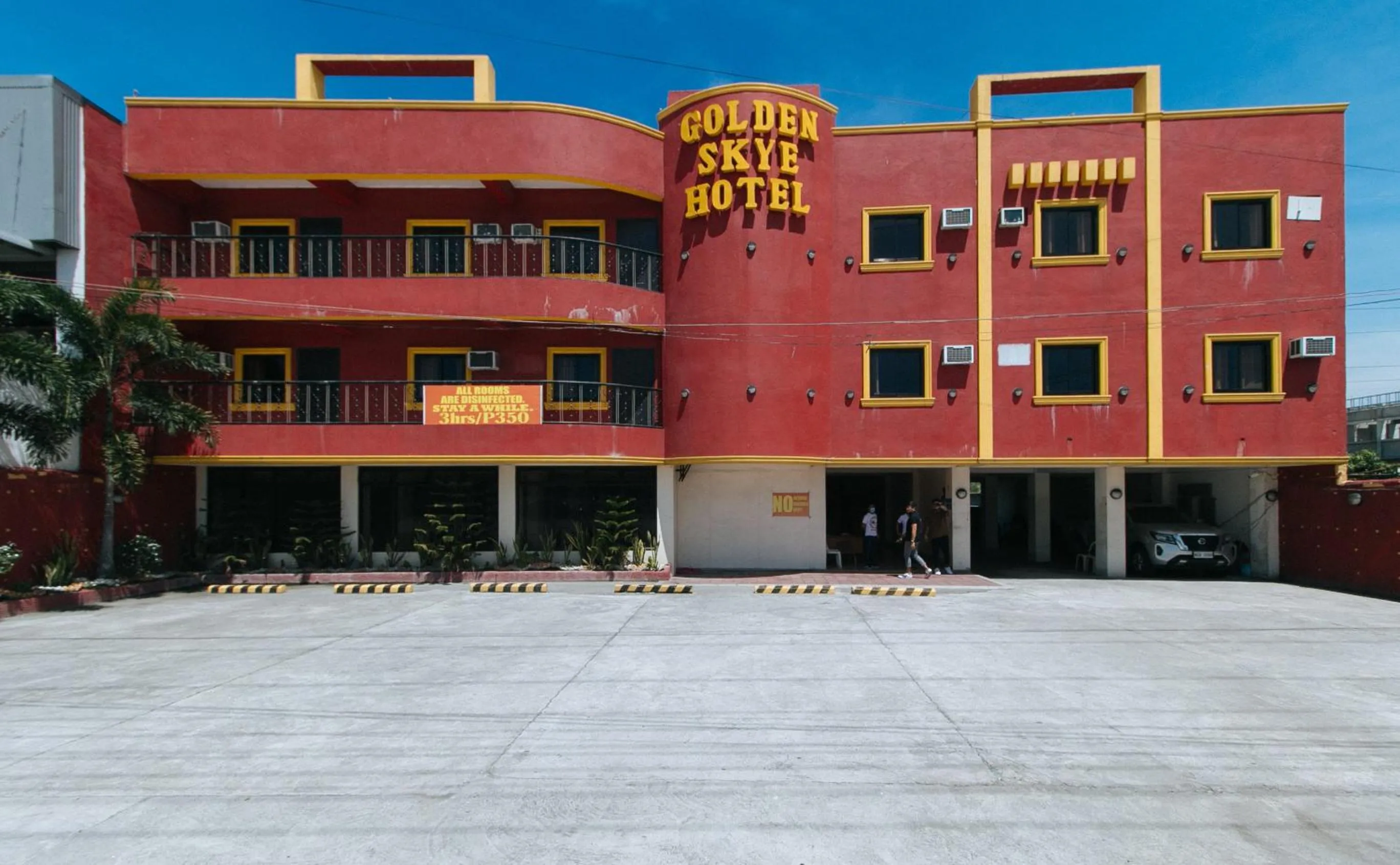 Property building in RedDoorz @ Golden Skye Hotel Guagua