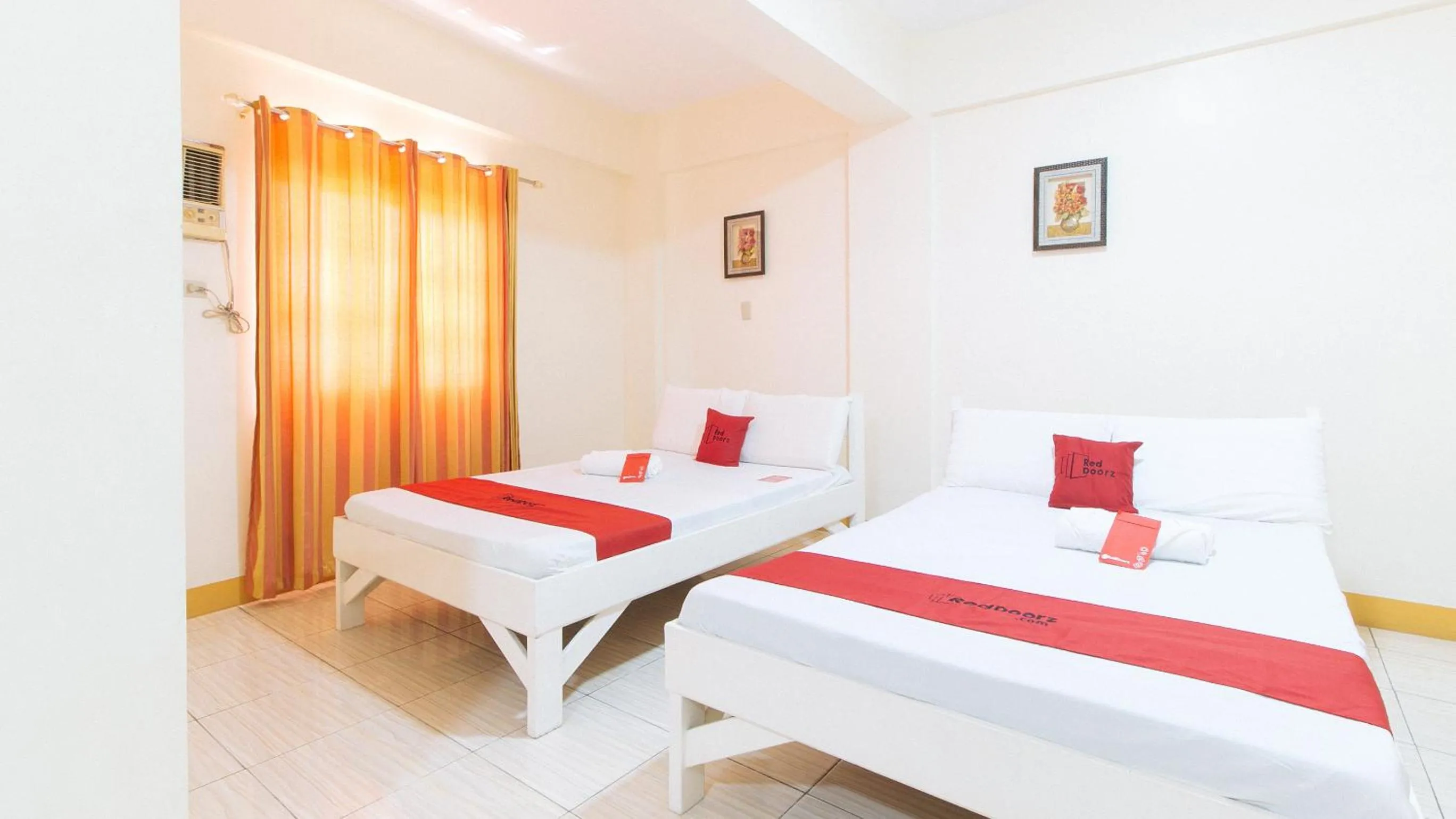 Bed in RedDoorz @ Golden Skye Hotel Guagua