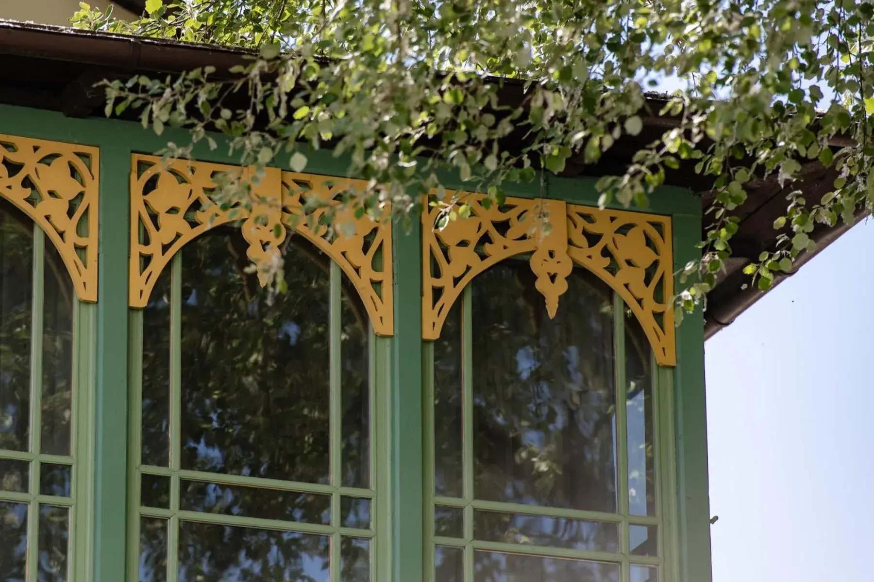 Property building in Villa Sedan - Destigo Hotels Property building in Villa Sedan - Destigo Hotels