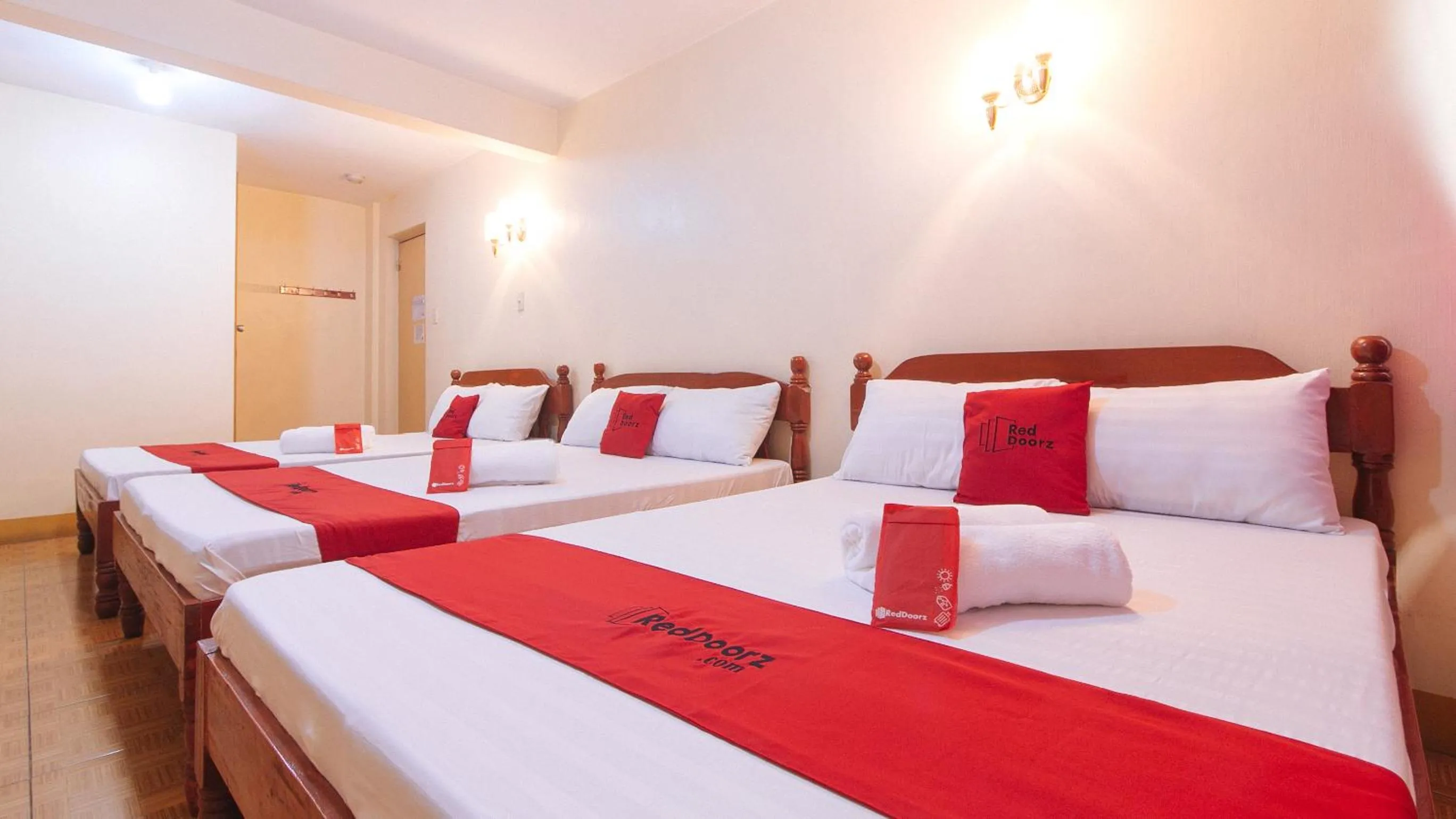 Bed in RedDoorz @ Golden Victory Hotel Mabalacat Pampanga