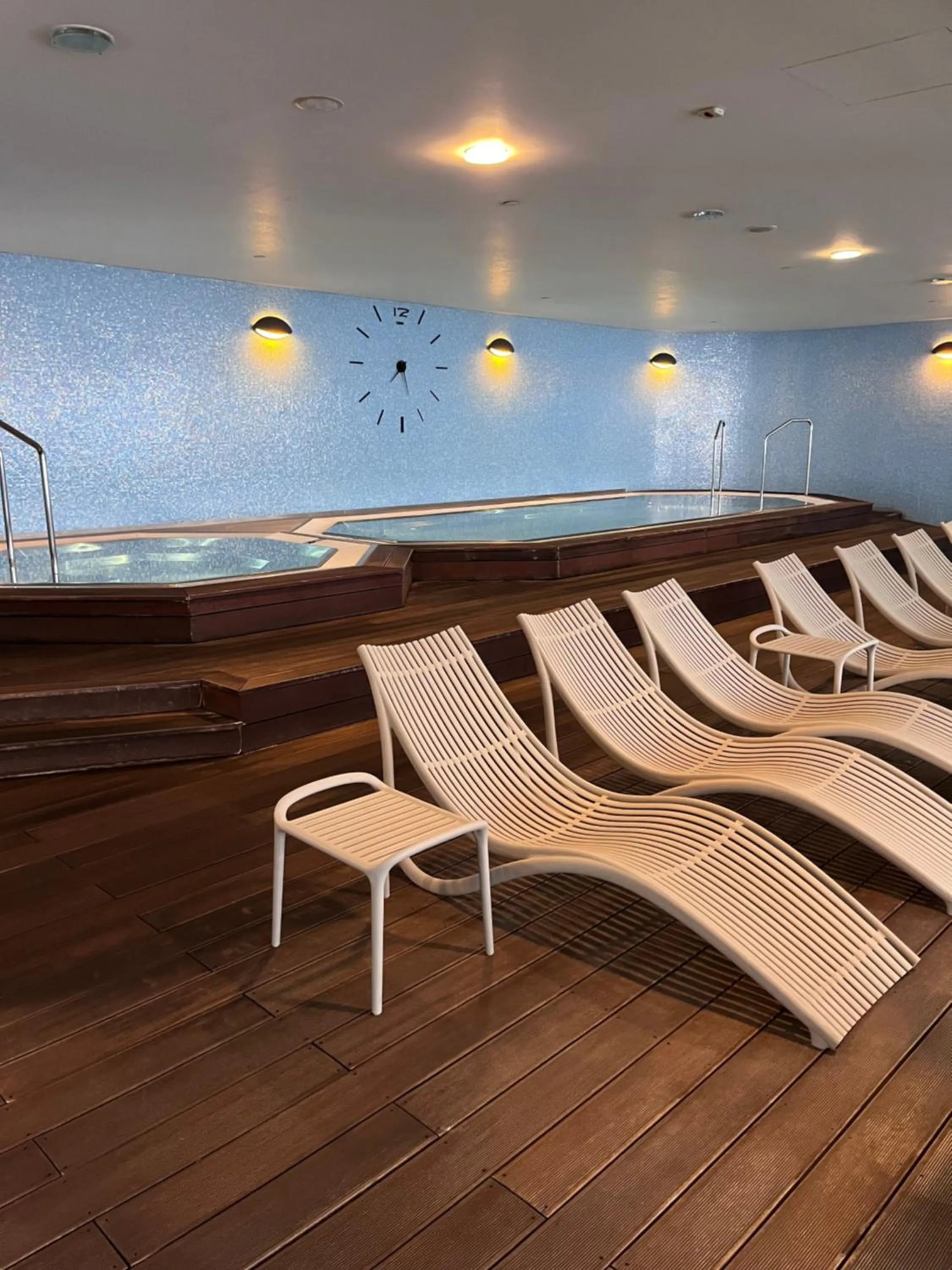 Hot Tub in Hilton Warsaw City Hotel