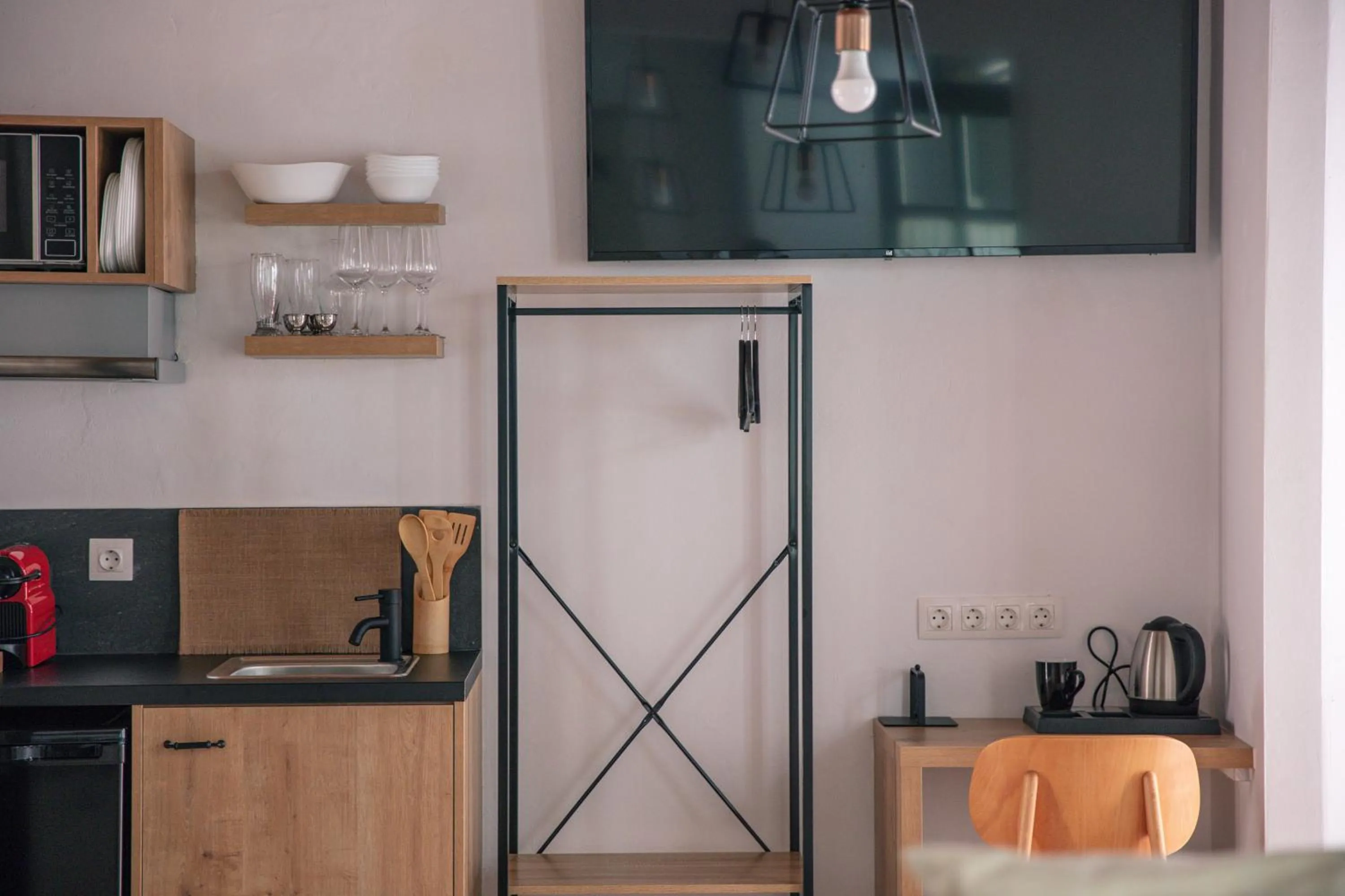 kitchen in Gateway Suites