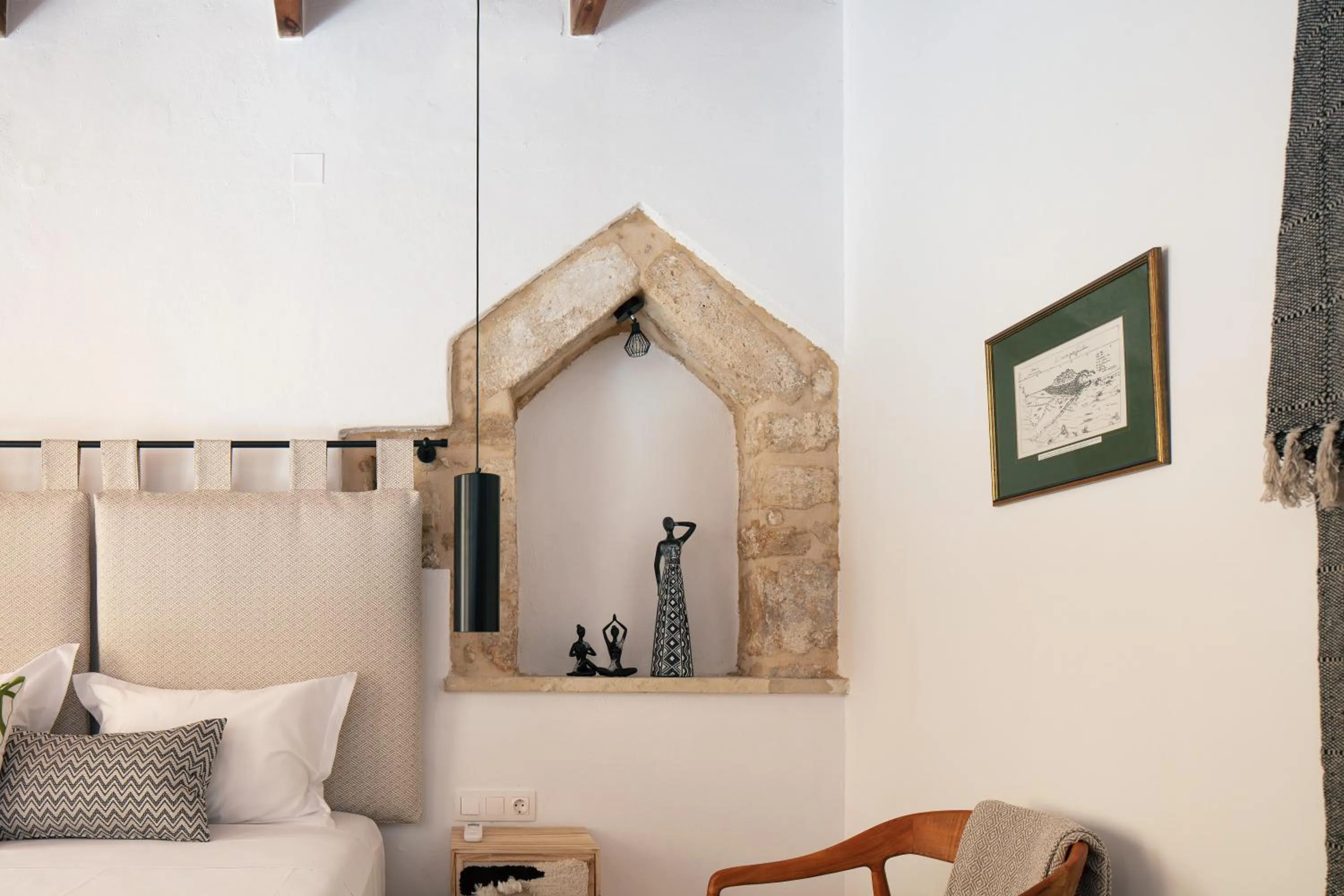 Decorative detail in Gateway Suites