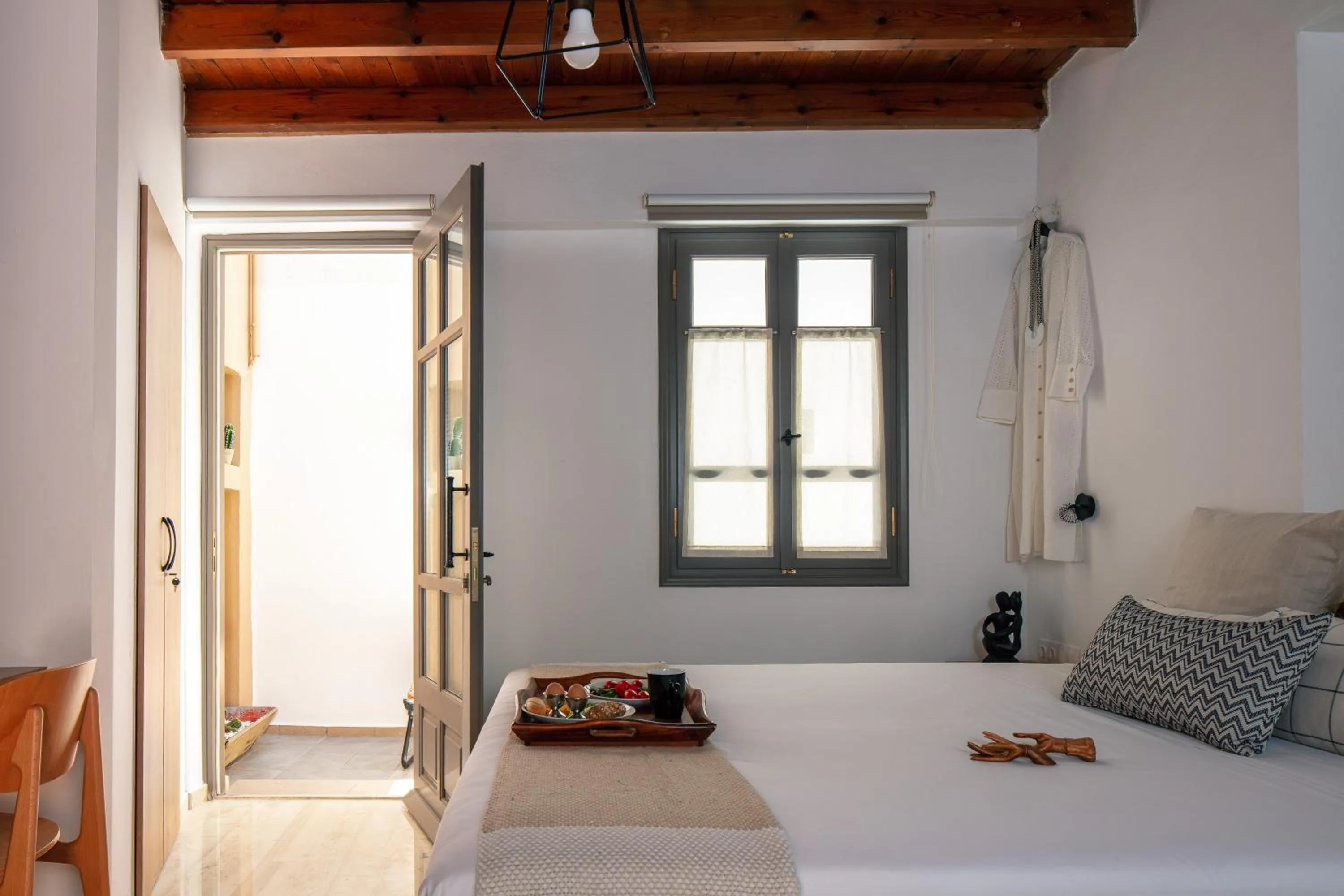 Bedroom in Gateway Suites